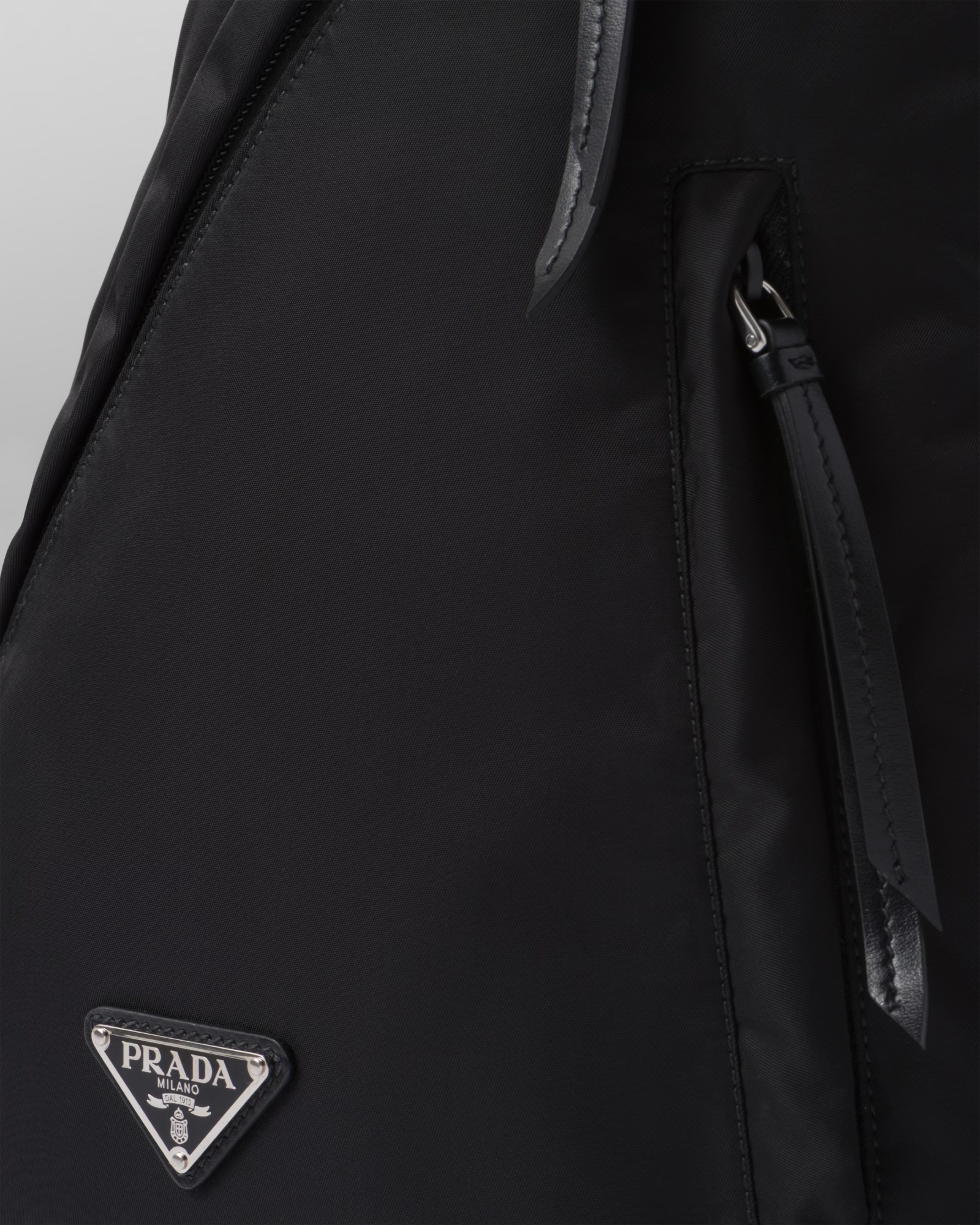 Prada Re-nylon Logo-plaque Backpack In Black