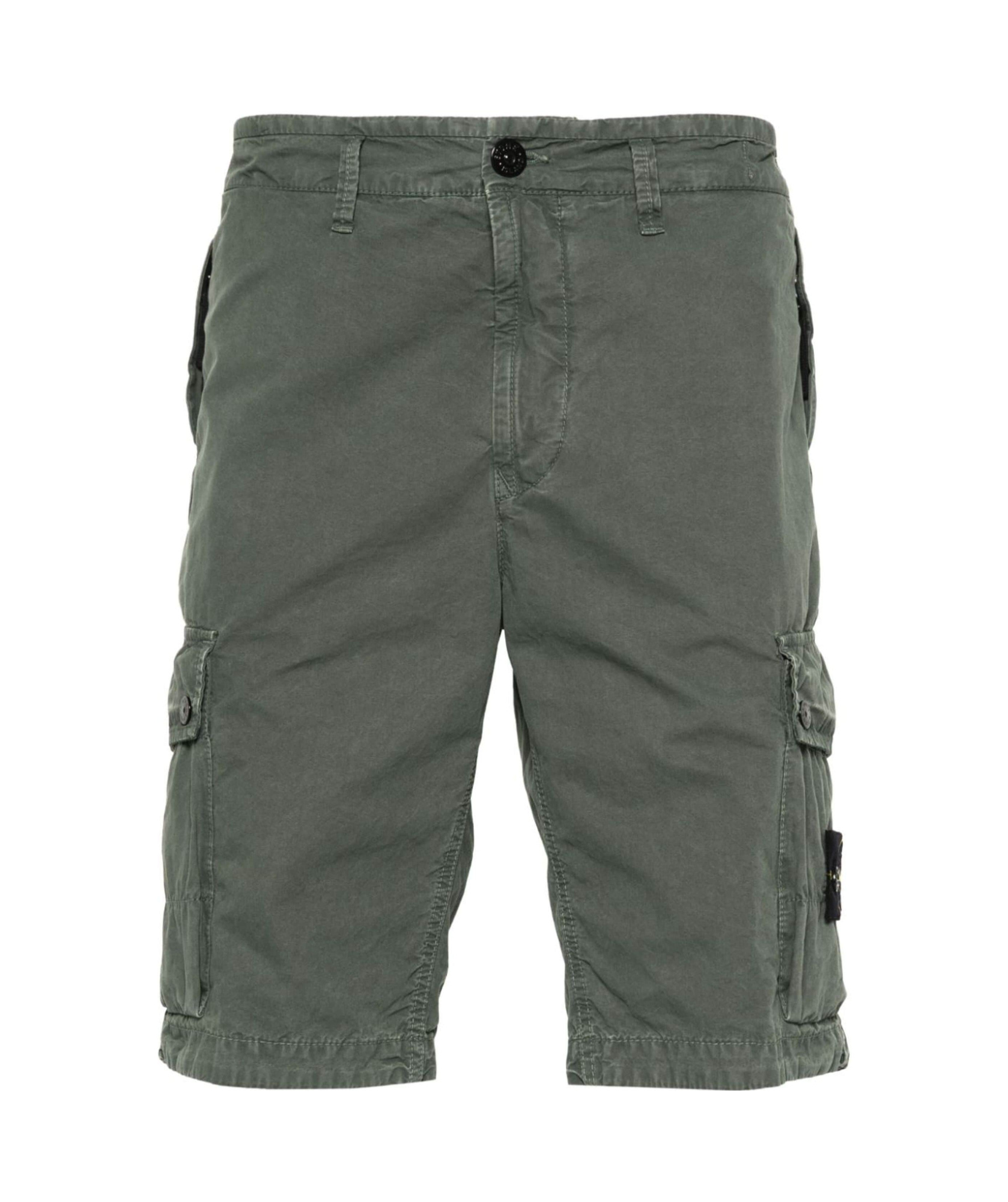 Stone Island Compass-badge Cargo Shorts In Burgundy