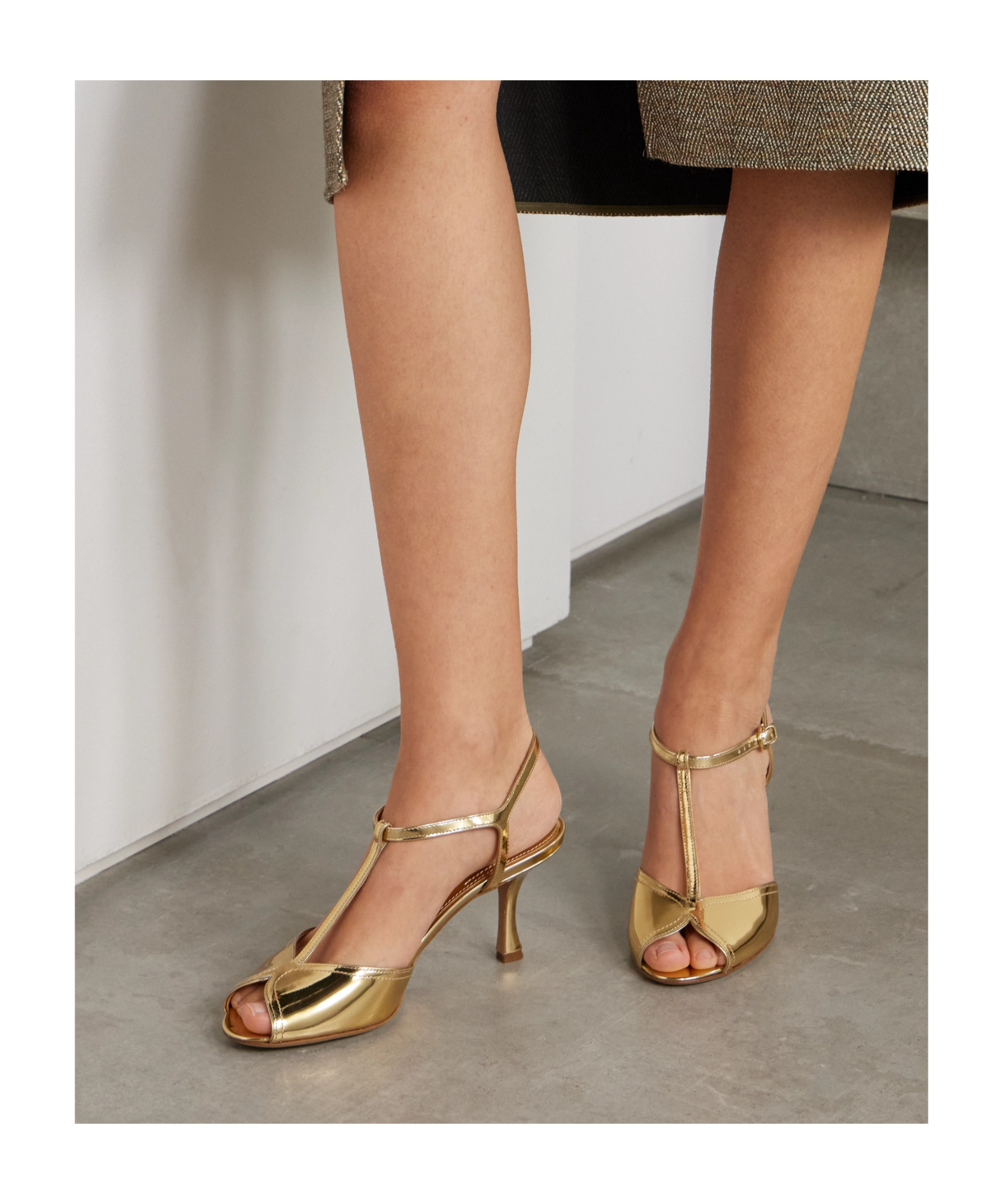 Ferragamo Ely T-strap Sandal In Nude