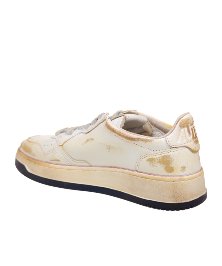Autry Low-top Trainers In Nude