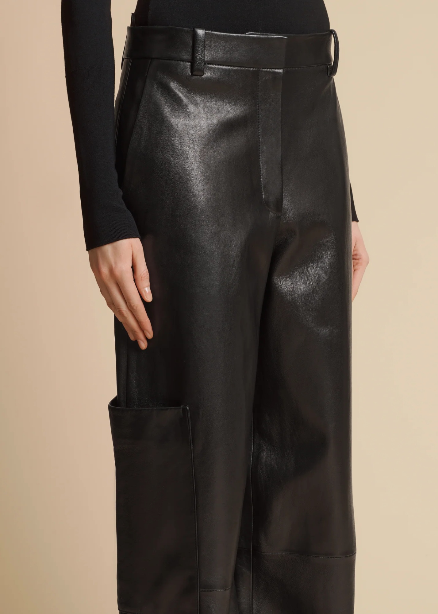 Khaite Wide Leg Cargo Trousers With Multiple Pockets In Black