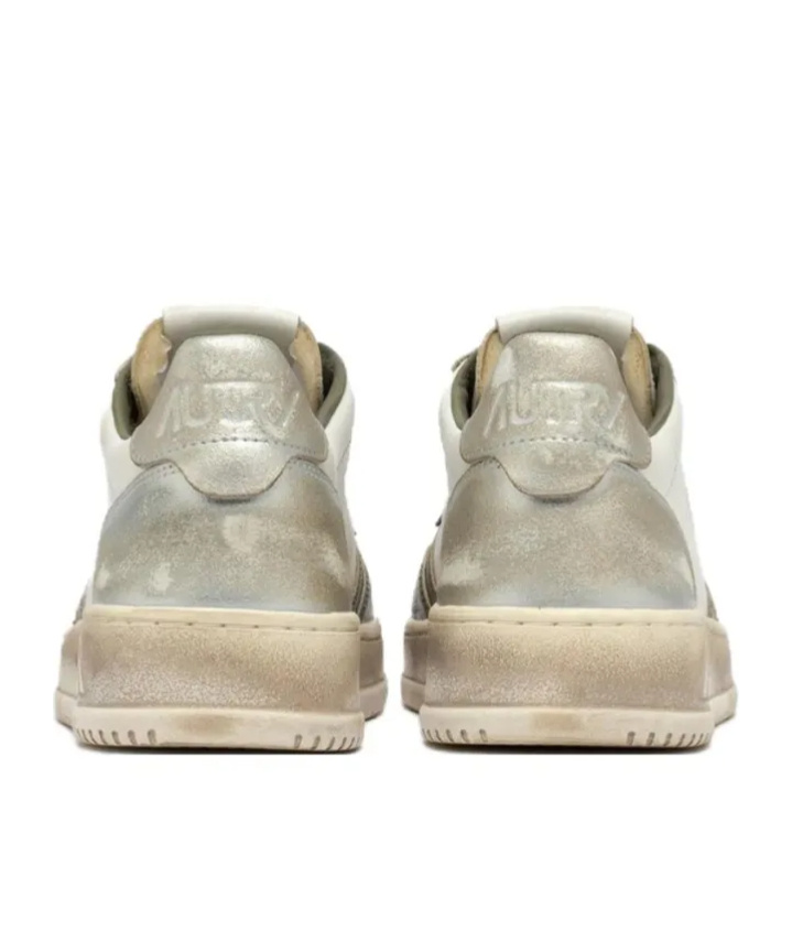 Autry Lace-up Low-cut Casual Shoes In Nude