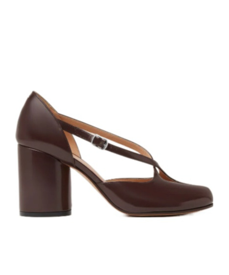 Maison Margiela Chocolate Leather Tabi Pumps With Crisscross Strap Detail In Brown