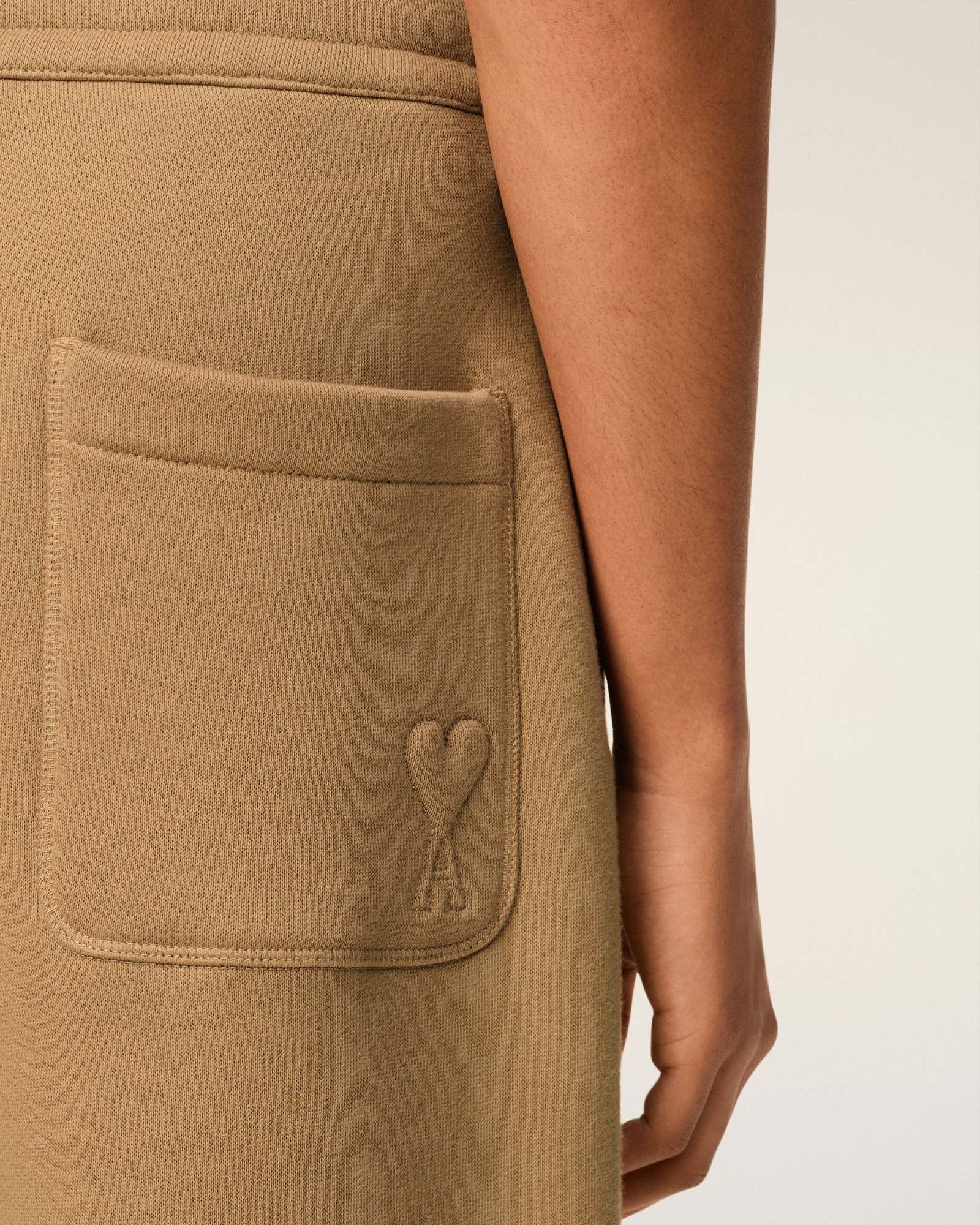 Ami Alexandre Mattiussi Ami Paris Camel Ami Paris De Coeur Joggers In Brown