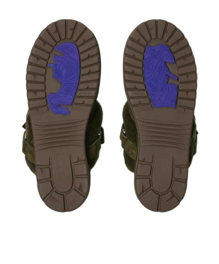 Burberry Elegant Mini Suede Slippers With Soft Fur Lining In Black
