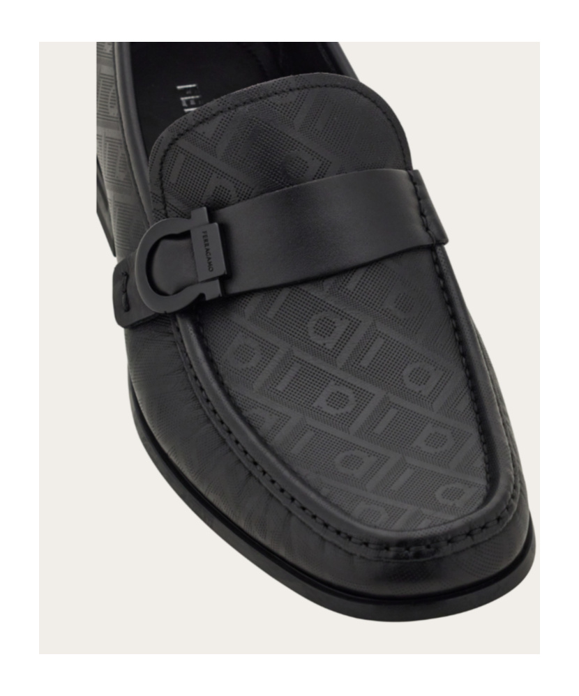 Ferragamo Gancini-buckle Loafers