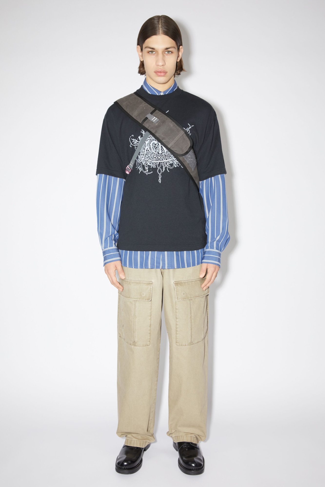 Acne Studios Logo Embroidered Mid-waist Pants In Nude