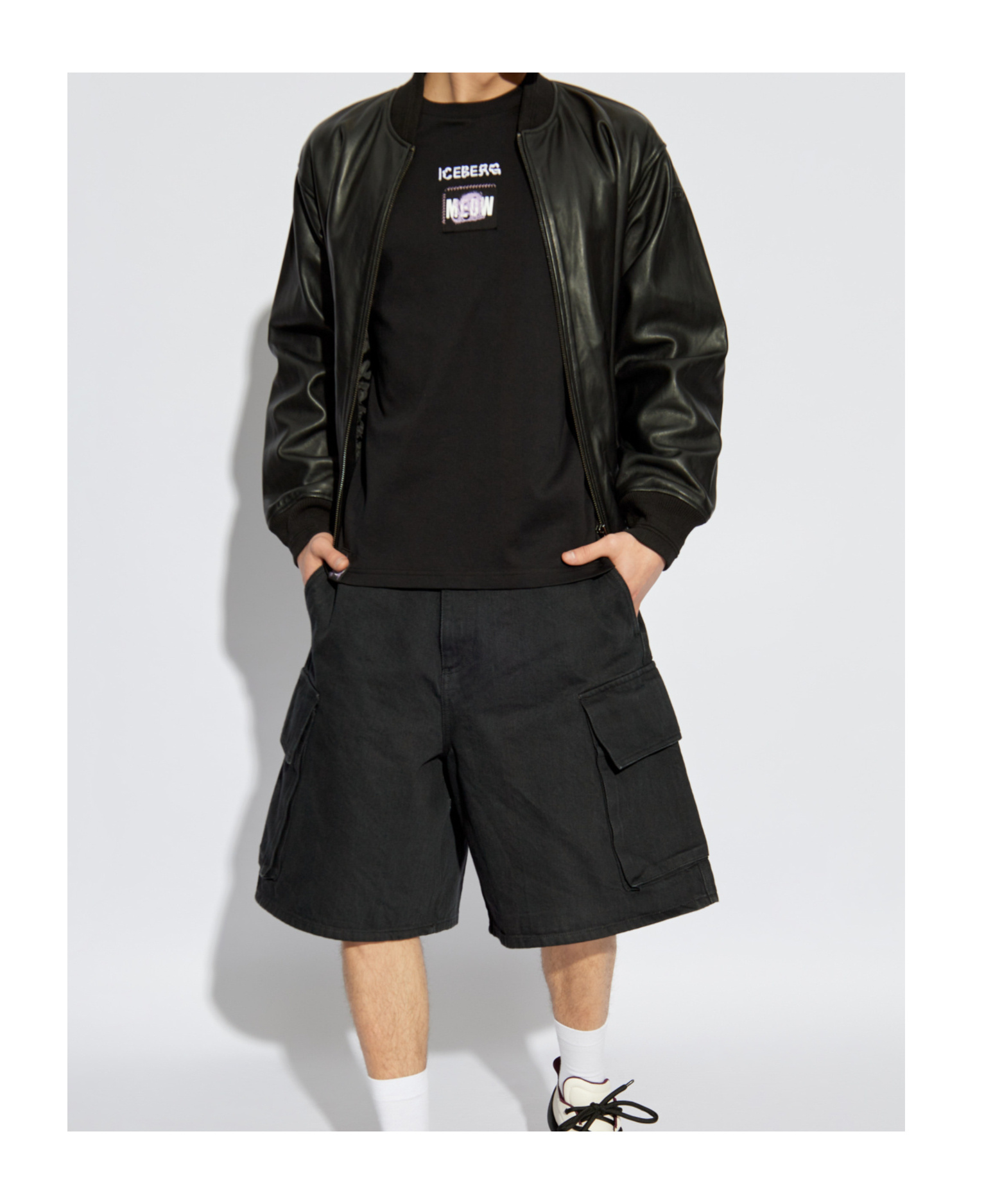 Iceberg Short-sleeved T-shirt In Black