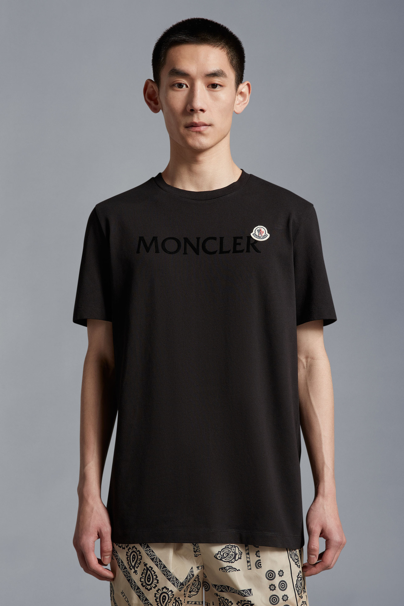 Moncler Men T-shirt With Flocked Cotton Logo In Black