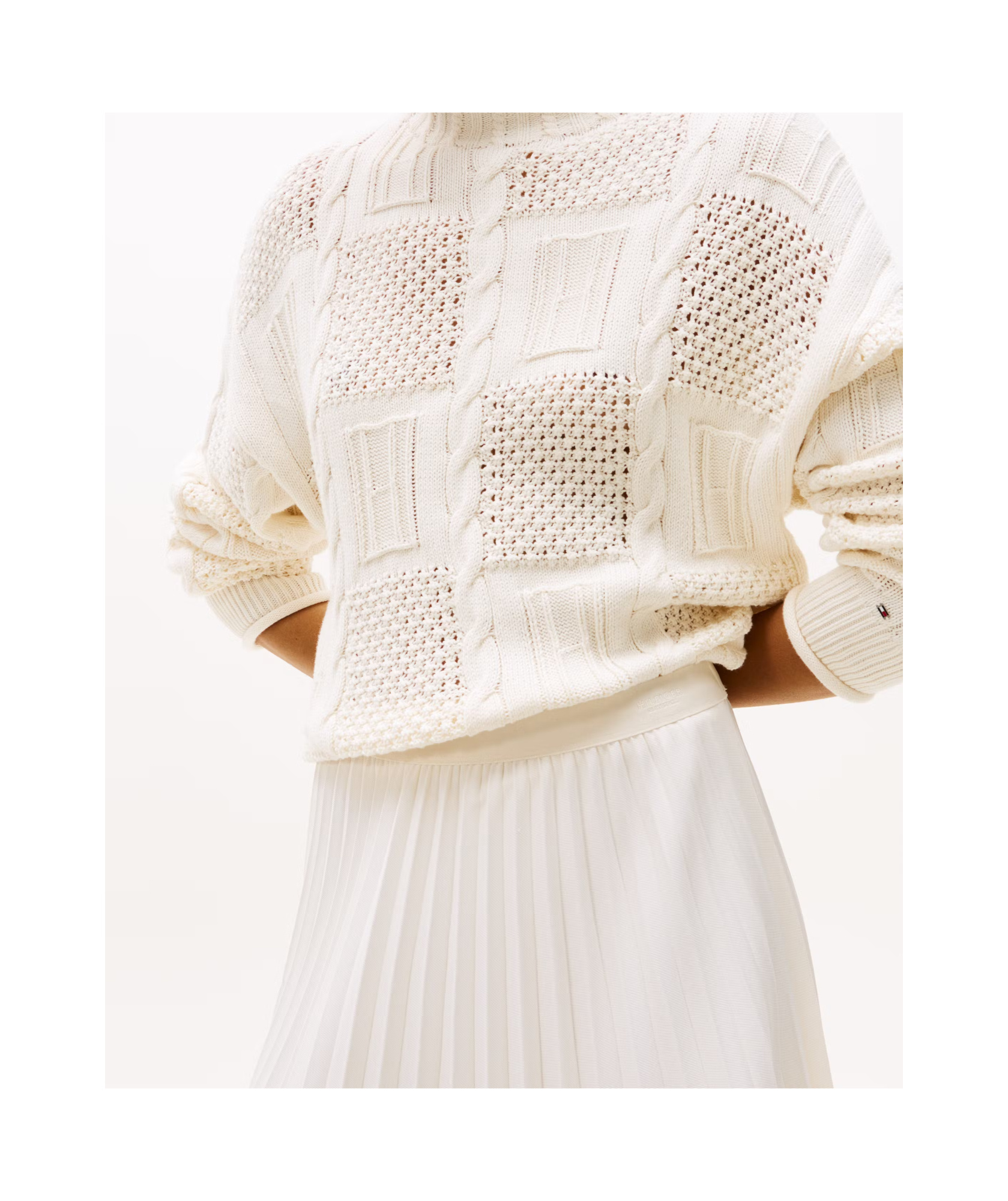 Tommy Hilfiger Logo Waistband Pleated Midi Skirt In Ivory Petal