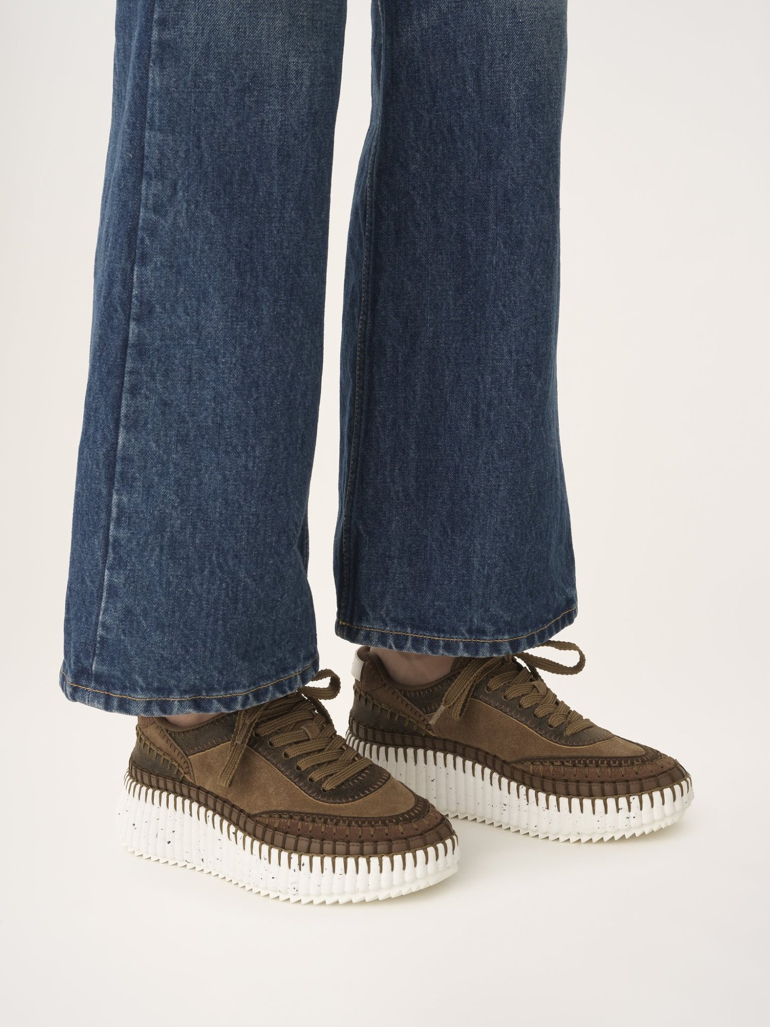 Chloé Nama Sneaker In Brown