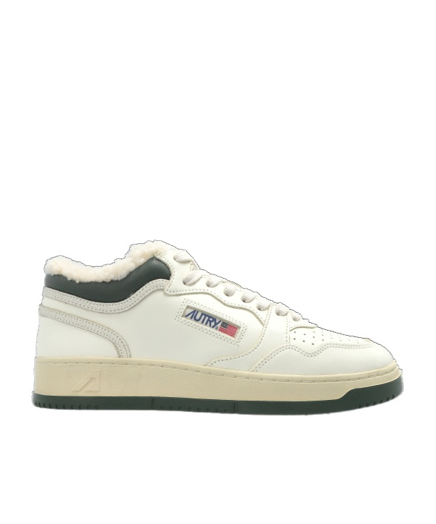 Autry Round-toe Low-top Casual Shoes In White