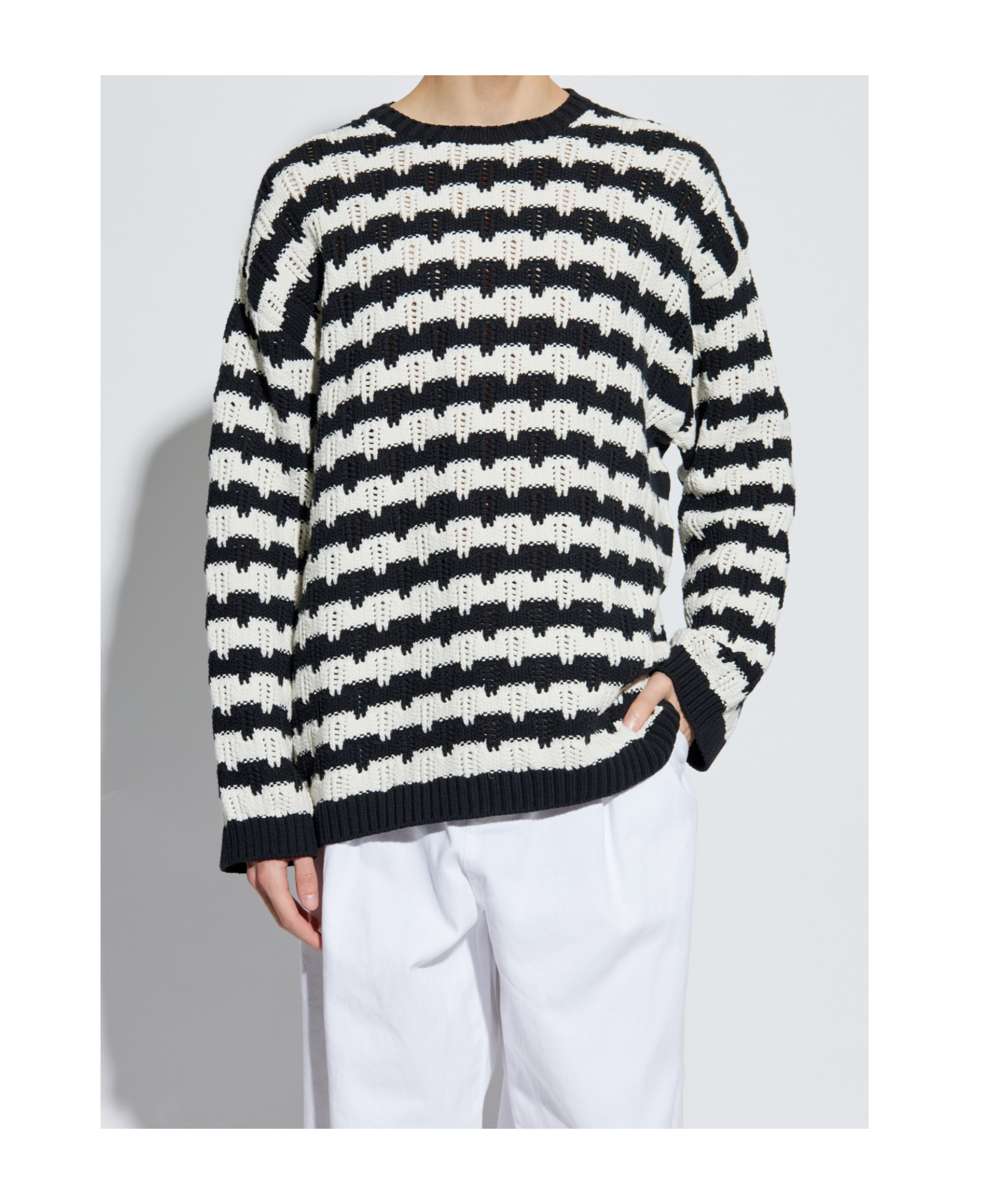 Moschino Long-sleeved Sweater In Black