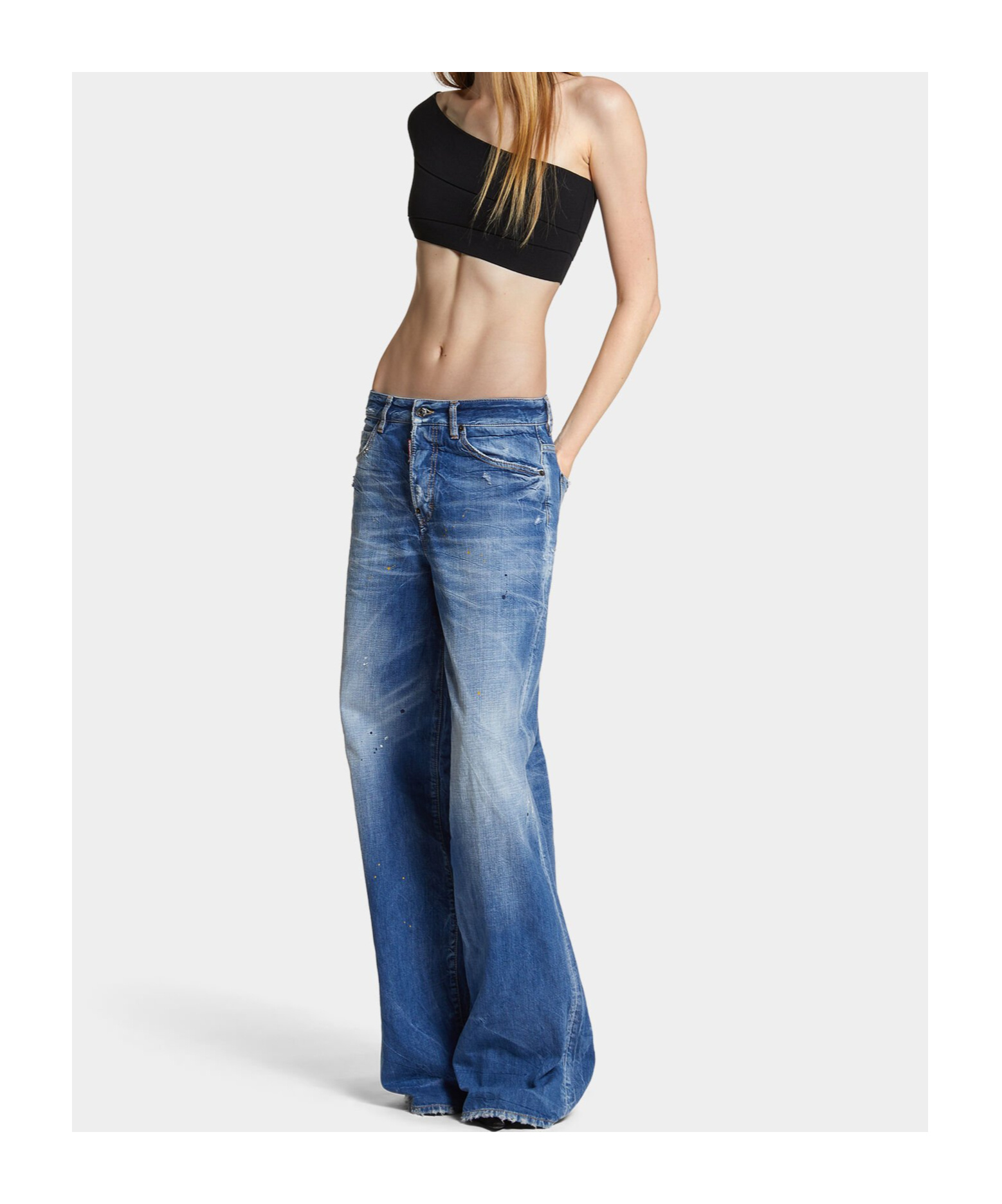Dsquared2 Low Rise Wide Denim Jeans For Travelers In Light Blue