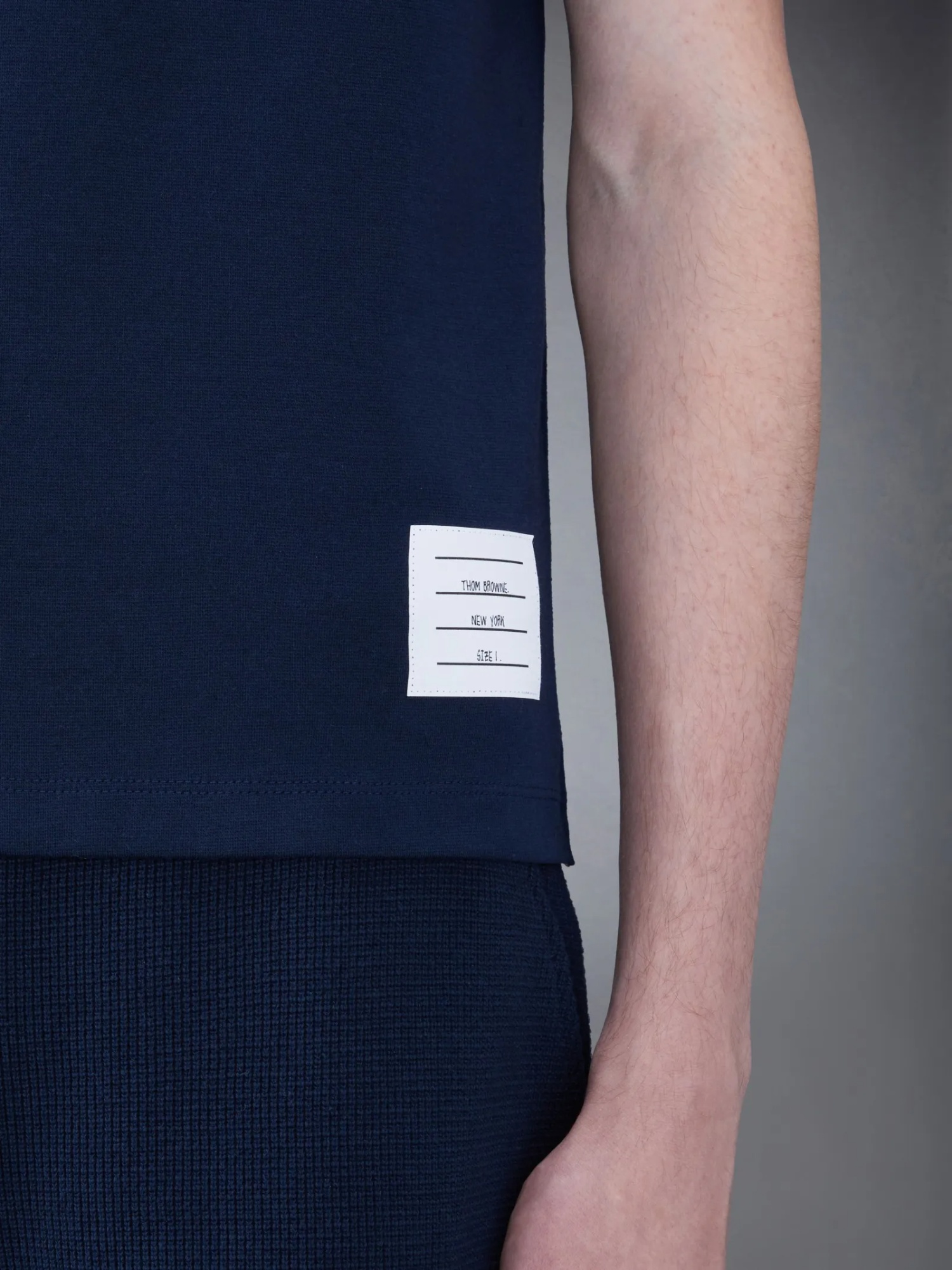 Thom Browne Short-sleeve Crew Neck T-shirt With Bold Sleeve Stripes In Black