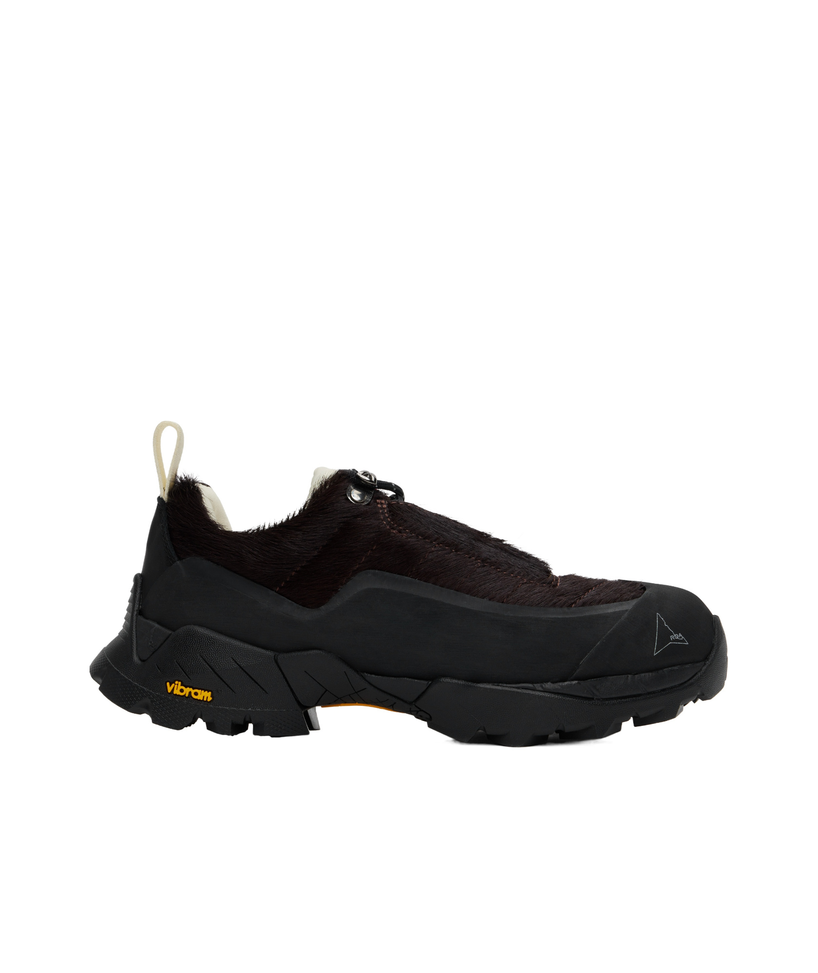 Roa Round Toe Low-top Sneakers In Black
