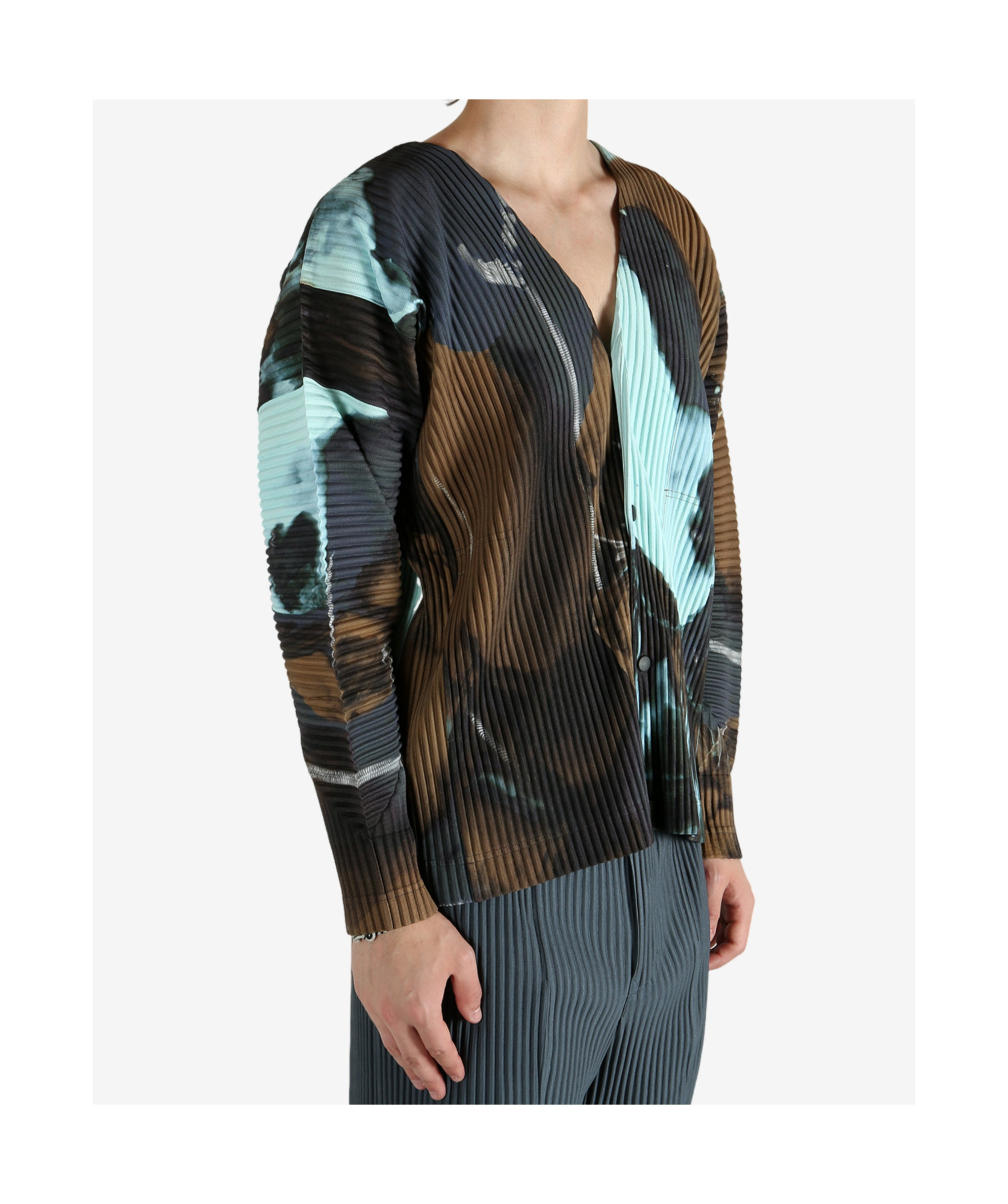 Issey Miyake Agate Long-sleeved Cardigan In Brown