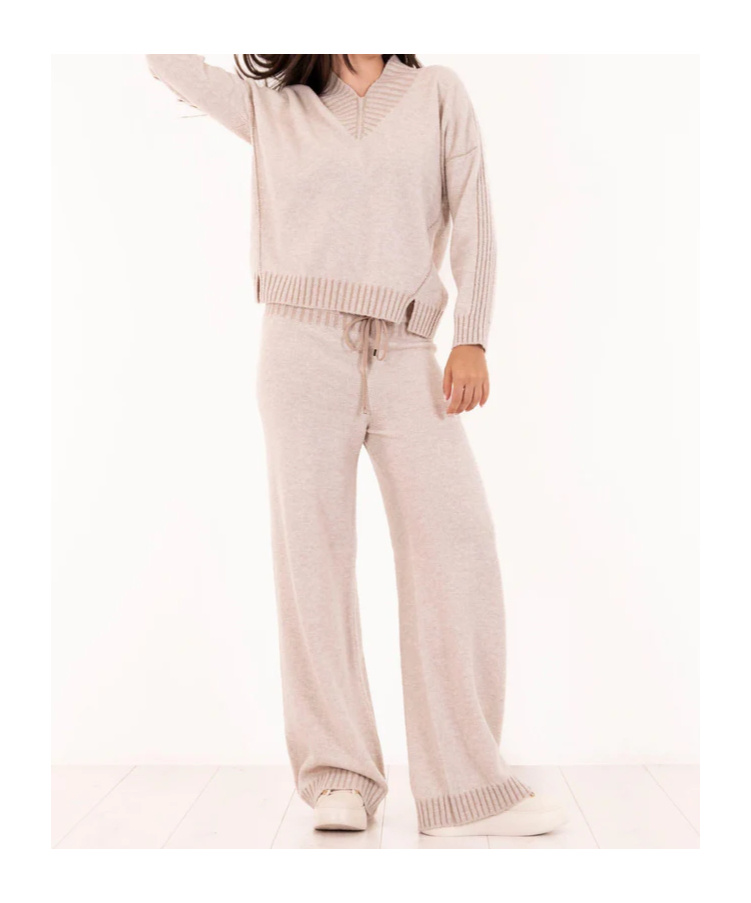 D Exterior V-neck Long-sleeved Sweater In Pink