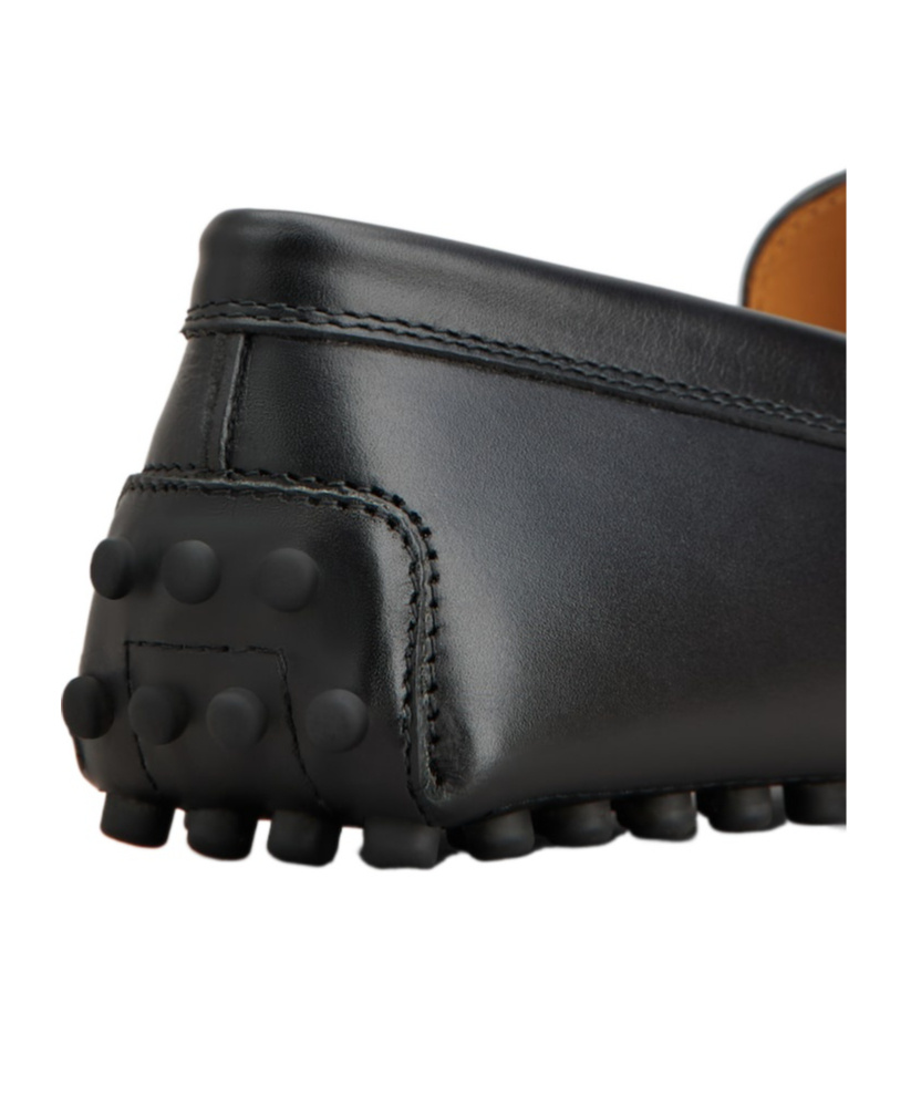 Tod's Gommino Driving Shoes In Black
