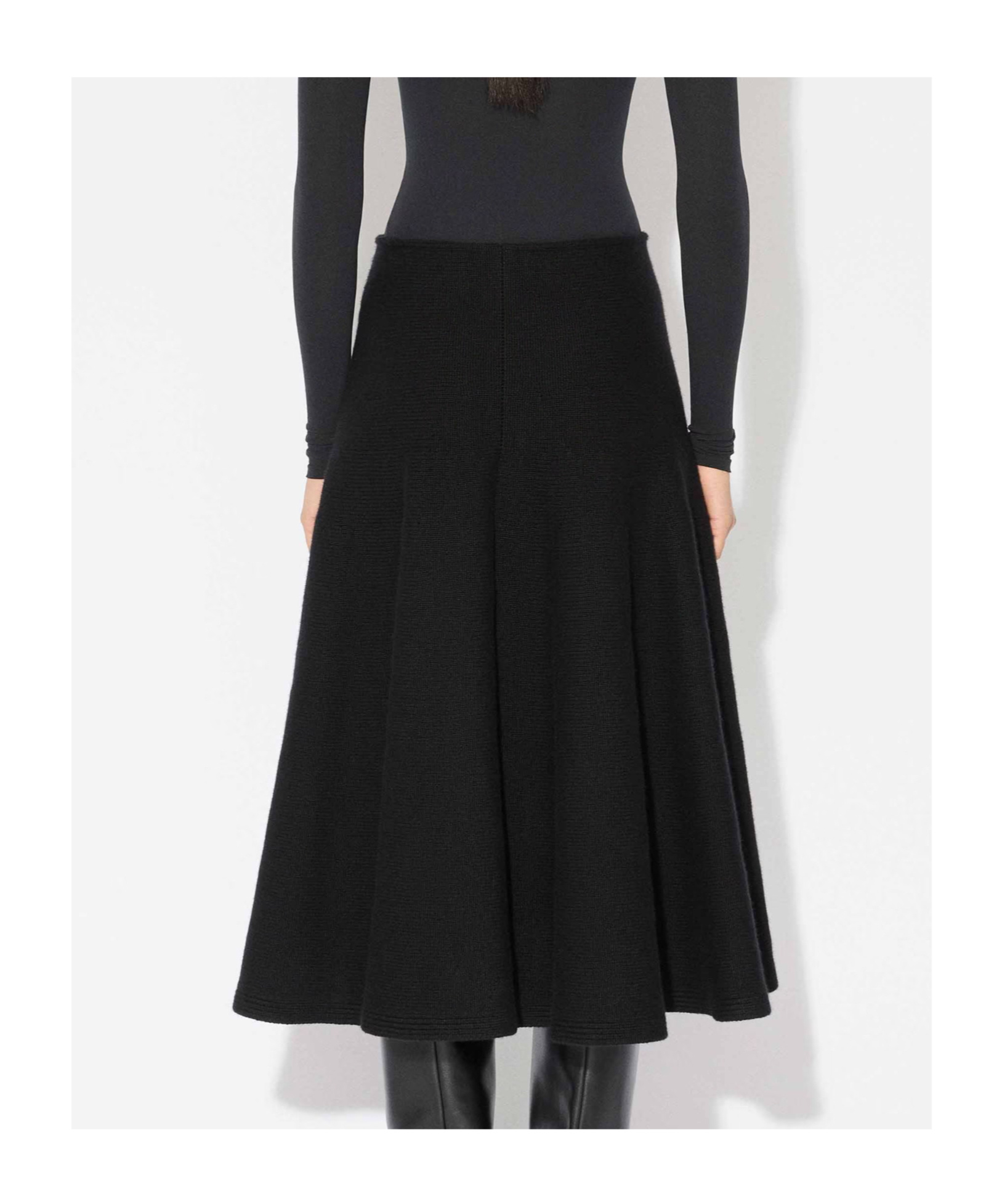 Alaïa Cashmere Knit Flare Skirt In Black