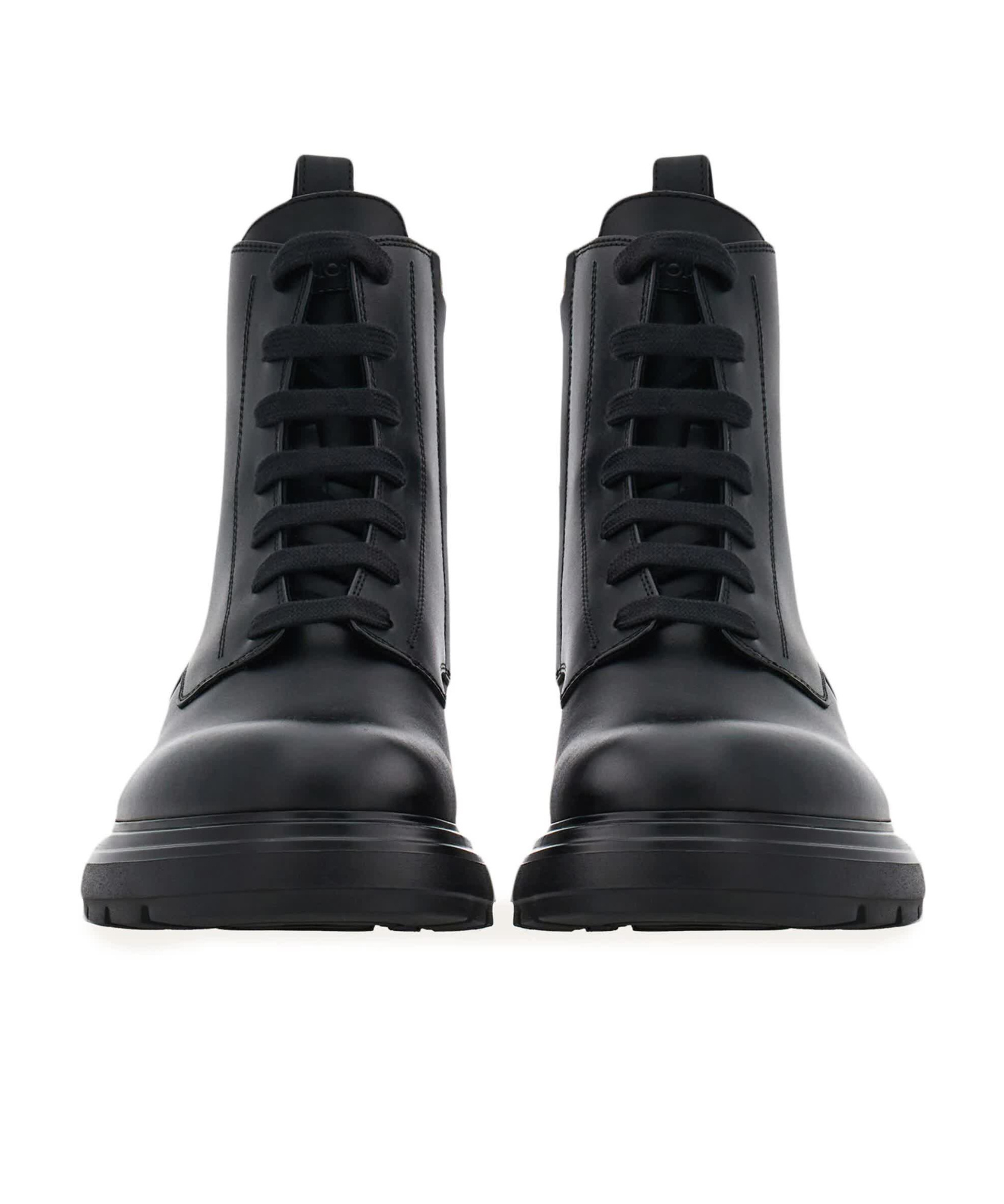Ferragamo Short Boots With Lace On The Front In Black