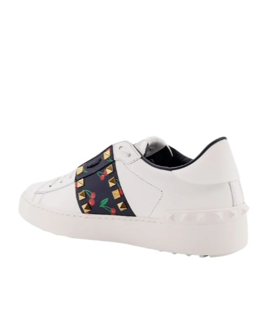 Valentino Low-top Leather Sneakers Featuring Studs Detail In White