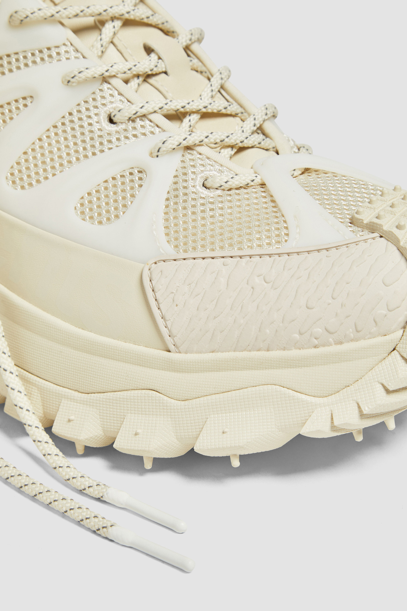Moncler X Salehe Bembury Trailgrip Amoeba Sneakers In White