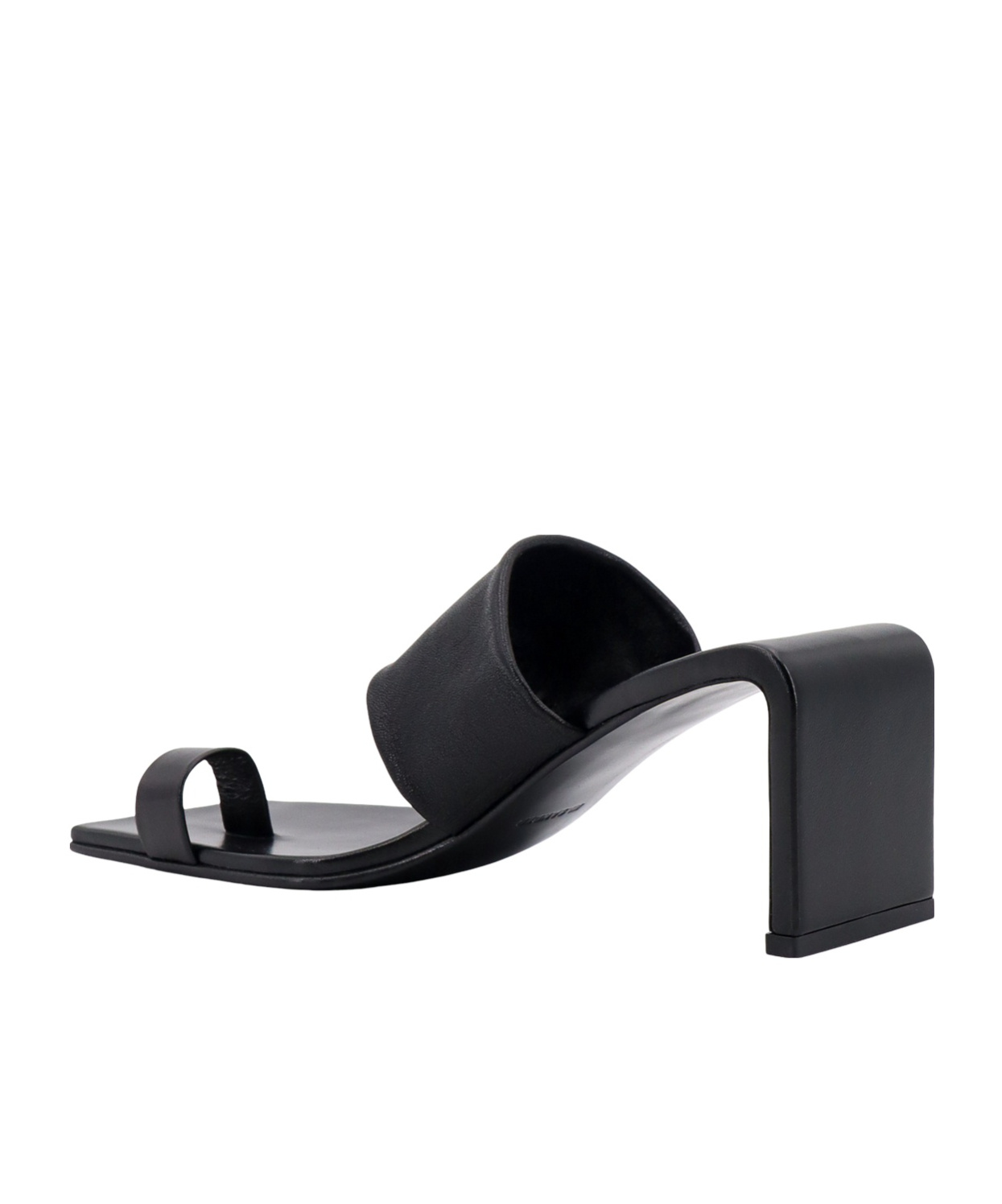 Jil Sander 50 Leather Ring-toe Sandals In Black