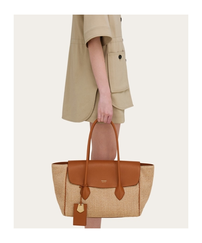 Ferragamo East-west Tote Bag (l)