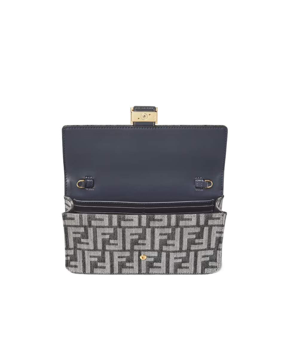 Fendi Wallet On Chain Baguette In Gray