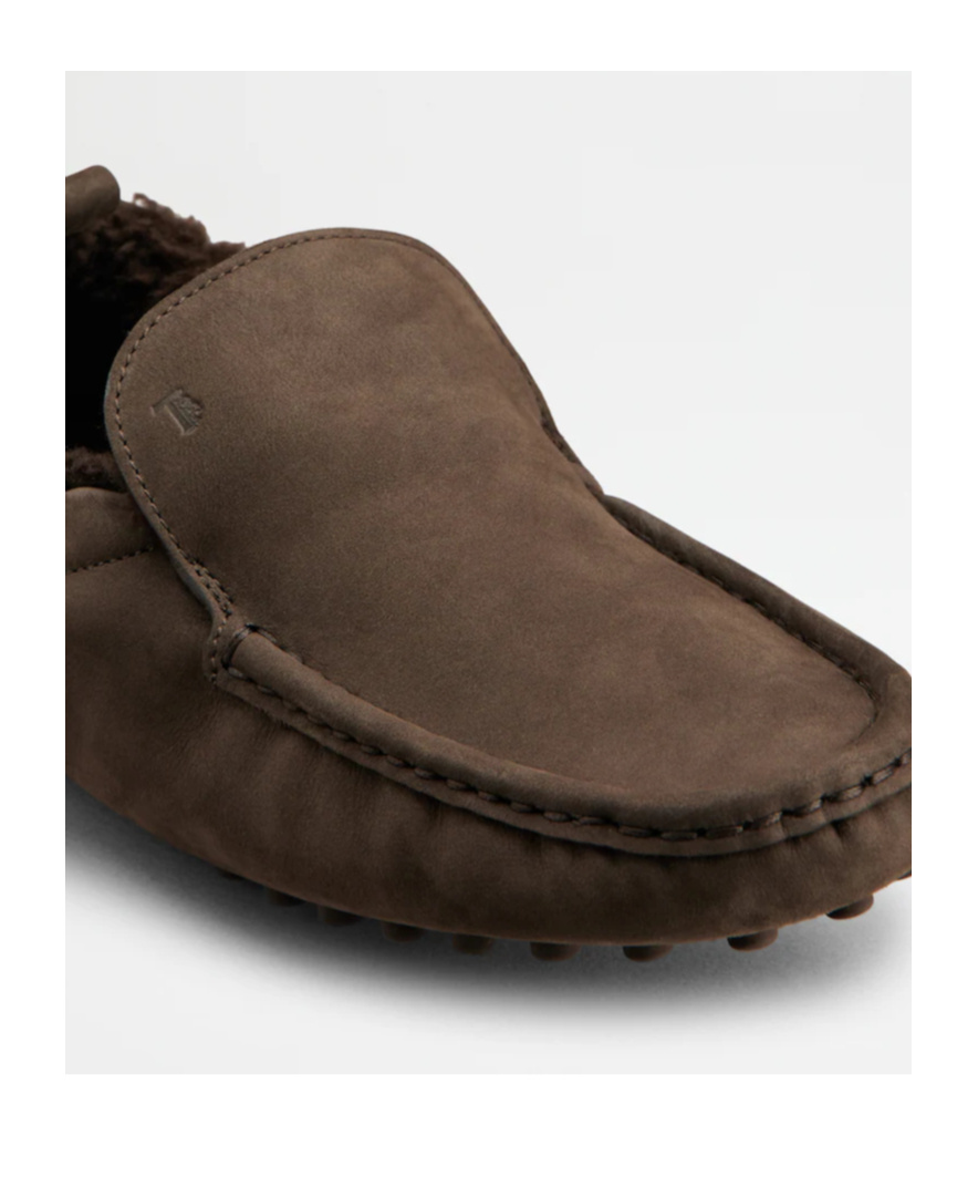 Tod's Gommino Leather Loafers In Brown