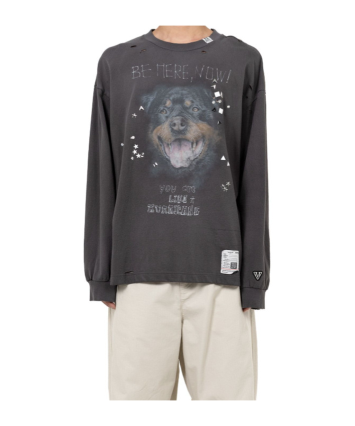Miharayasuhiro Maison Mihara Yasuhiro Distressed Graphic T-shirt With Logo Patches And Embellishments In Gray