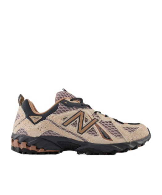 New Balance Laced Sneakers In Black
