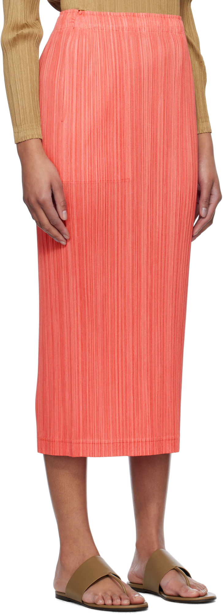 Shop Issey Miyake Elastic Waist Skirt In Red