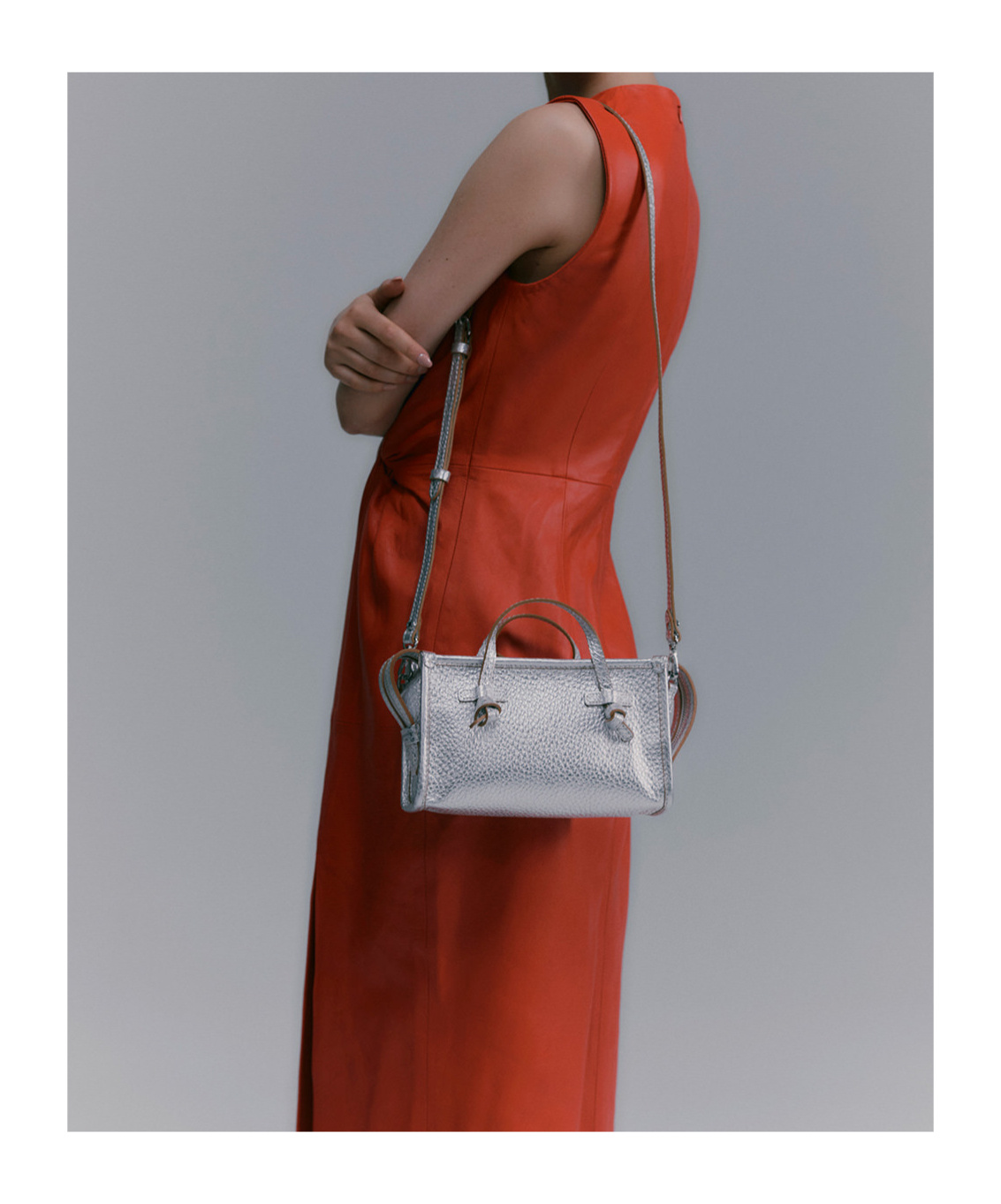Gianni Chiarini Marcella Textured Silver Leather Shoulder Bag In White