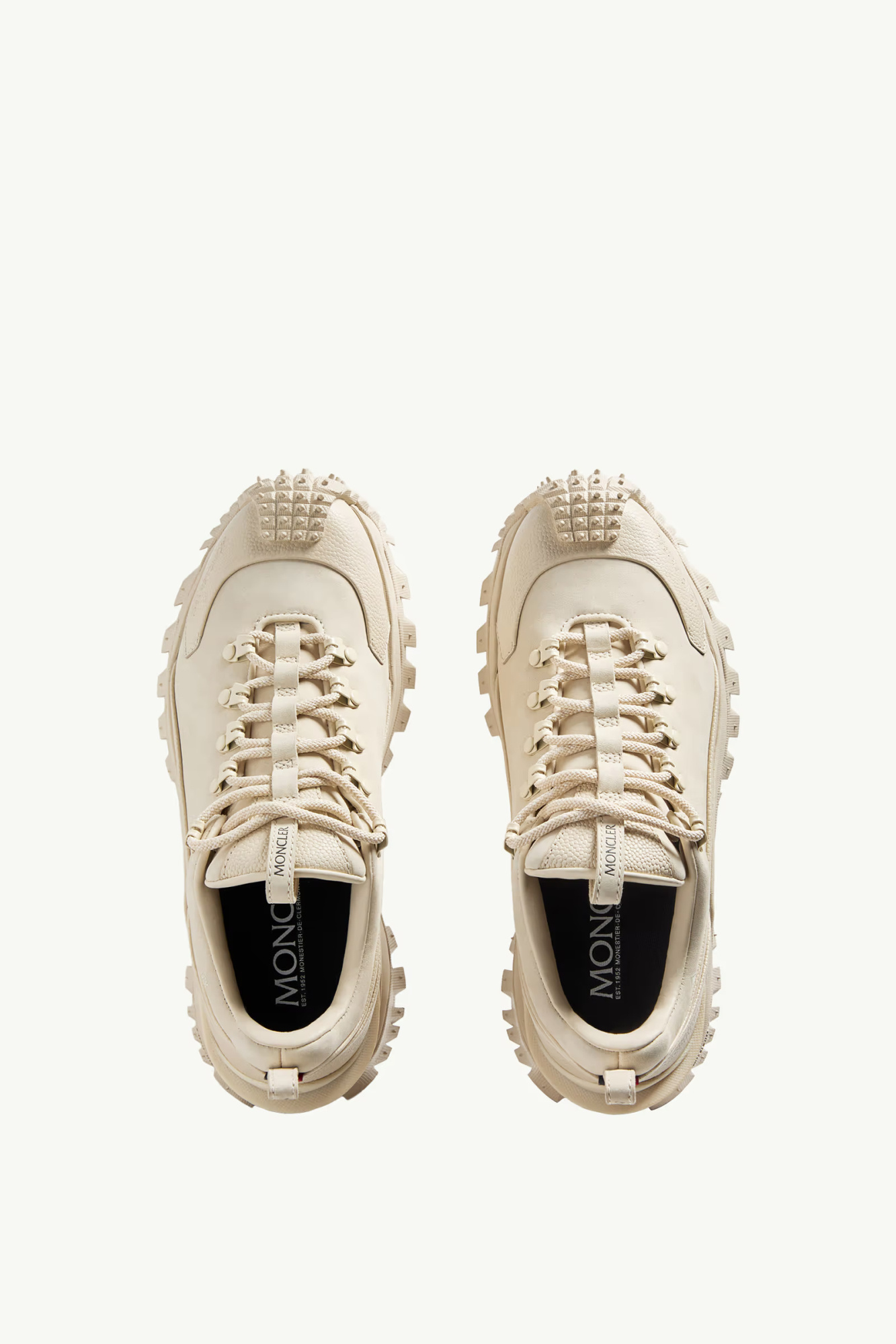 Moncler Trailgrip Apex2gtx Nubuck  Leather Trainers In White
