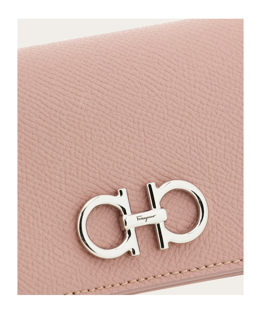 Ferragamo French Bi-fold Wallet In Grained Leather In Pink