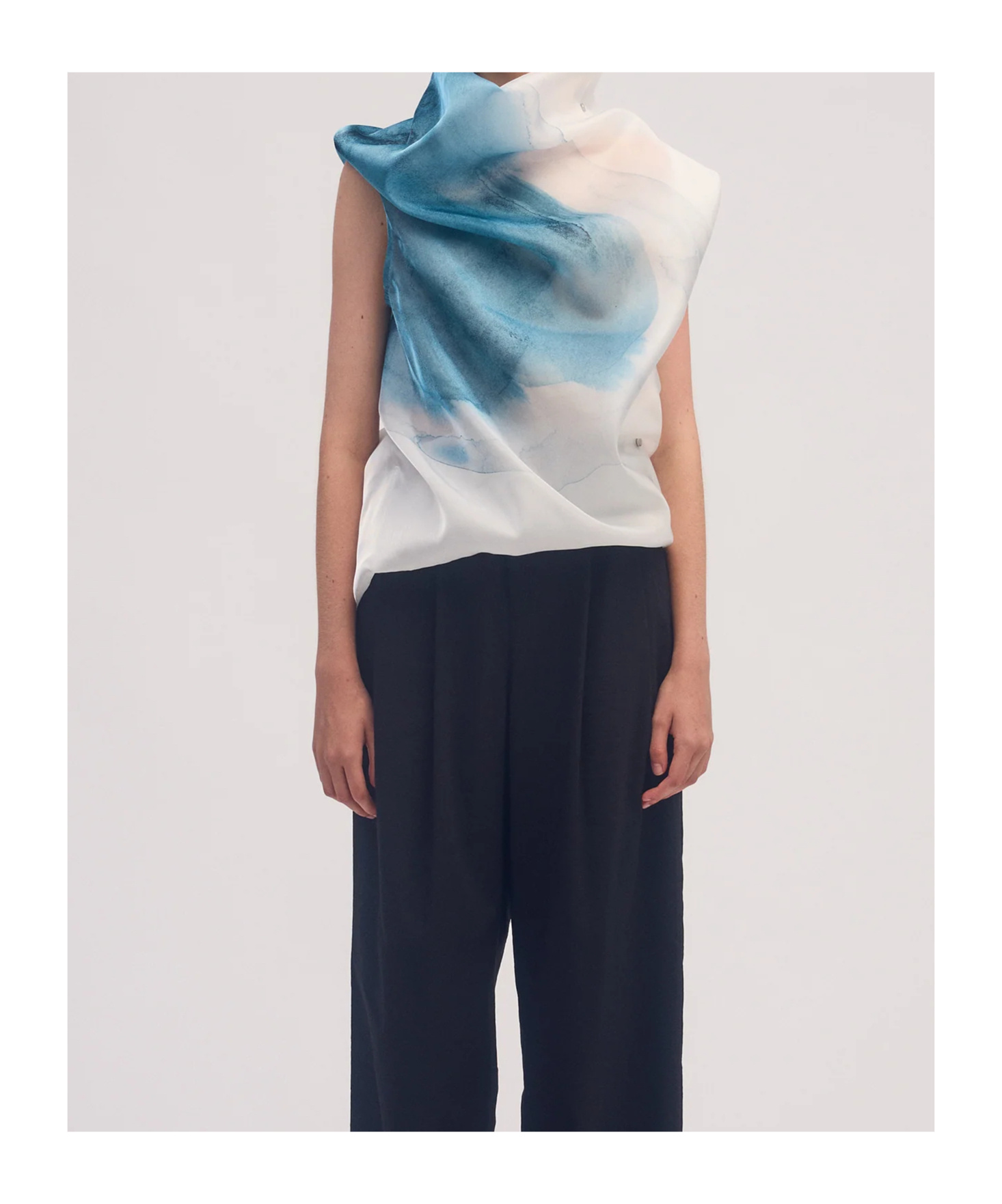 Issey Miyake Printed High-neck Top In Blue