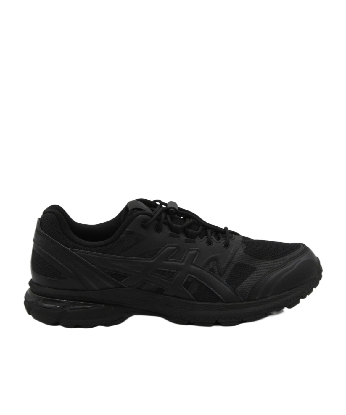 Comme Des Garçons Mesh Upper Reinforced Heel Sneakers In Black