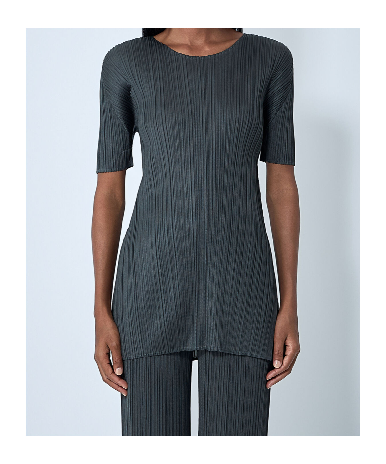 Issey Miyake Monthly Colors : June In Green