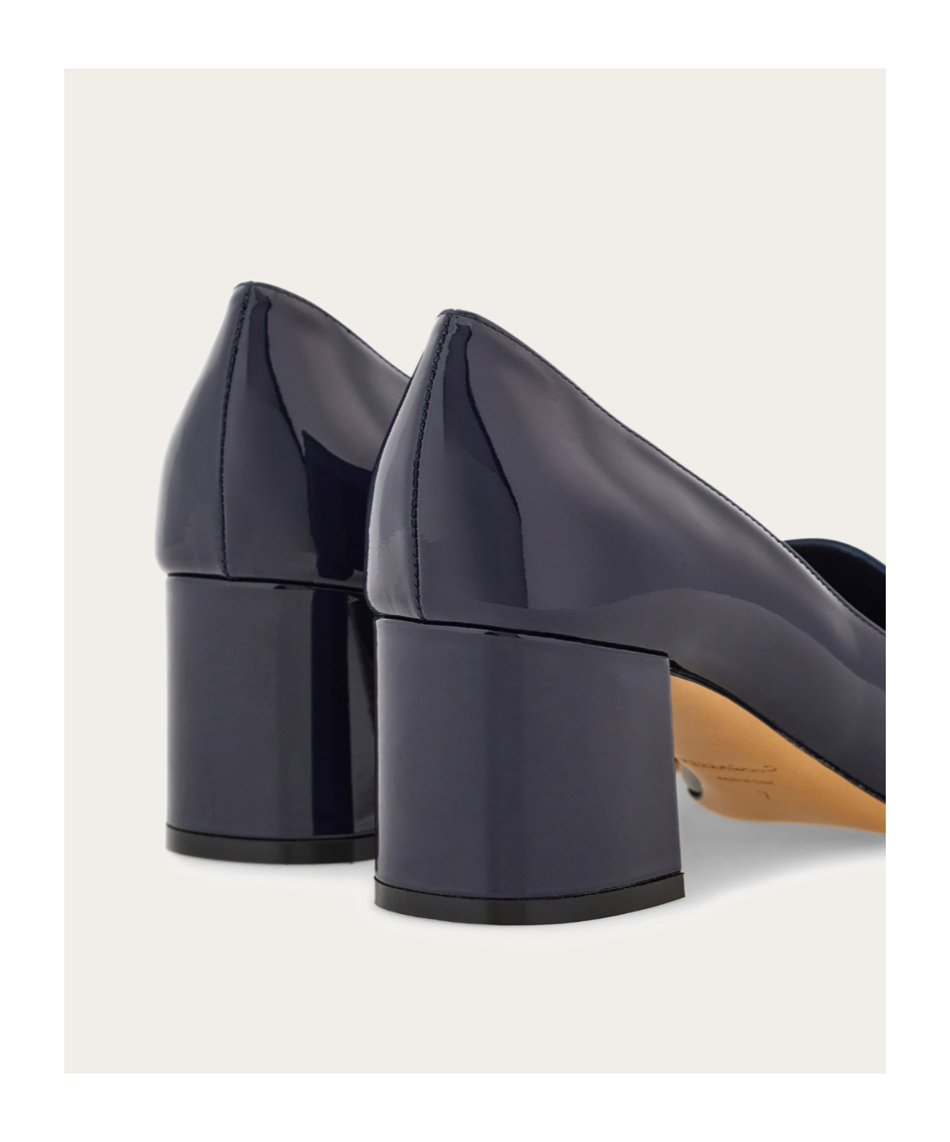 Ferragamo Pump With Gancini Ornament In Blue