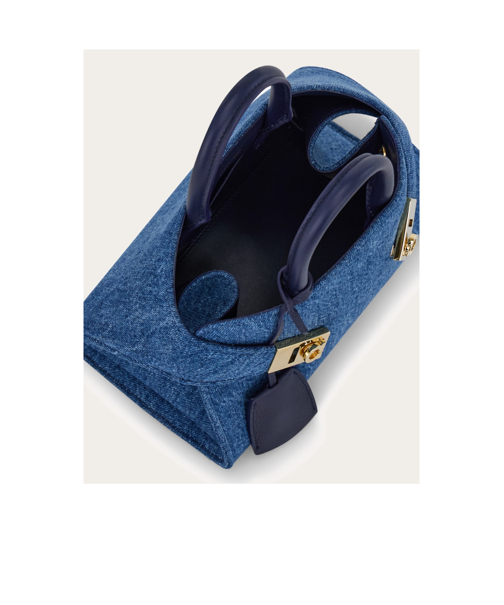 Ferragamo Hug Handbag (xs)