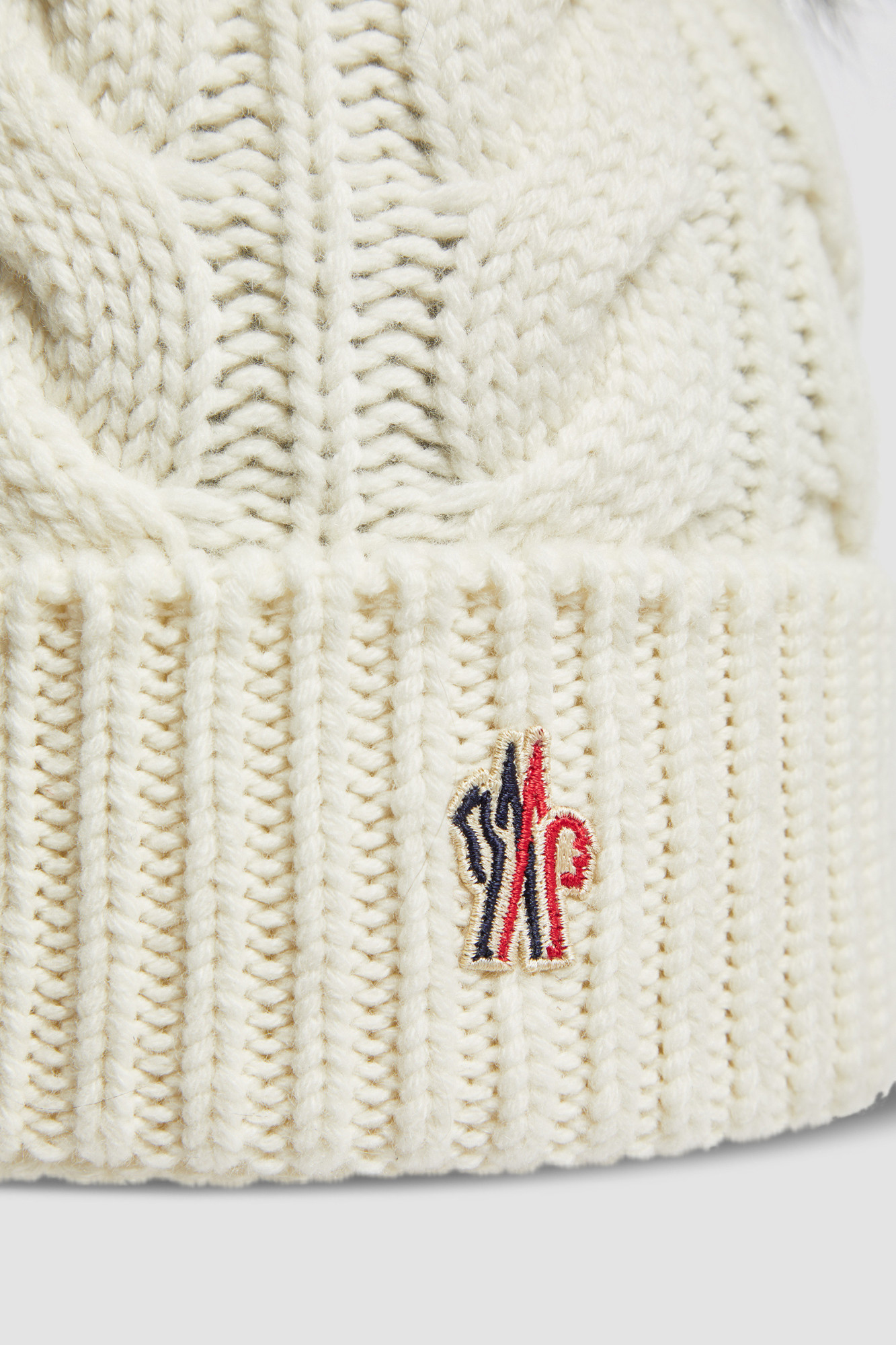 Moncler Logo Cashmere Curling Hat In Nude