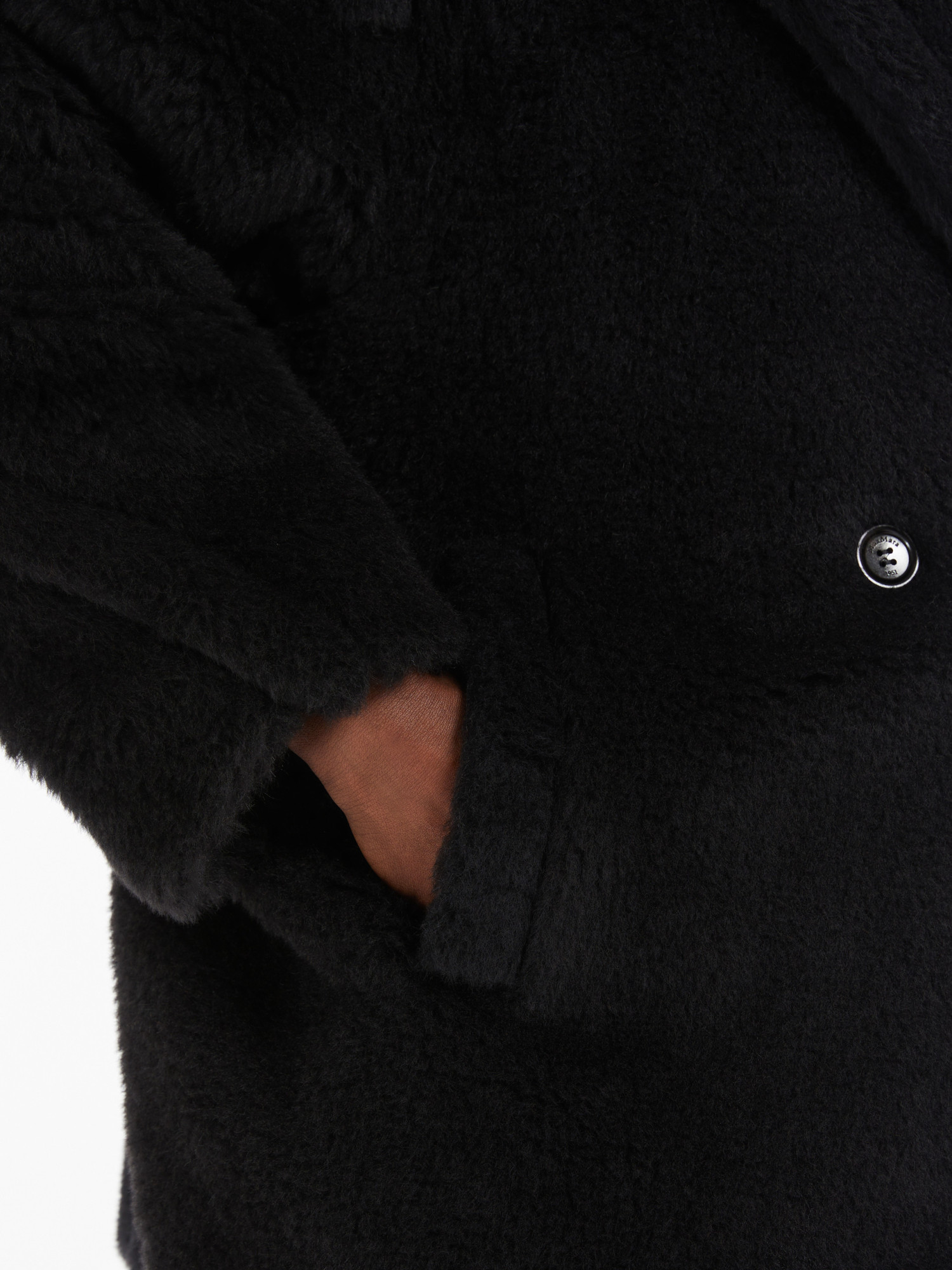 Max Mara Long Sleeved Short Coat In Black