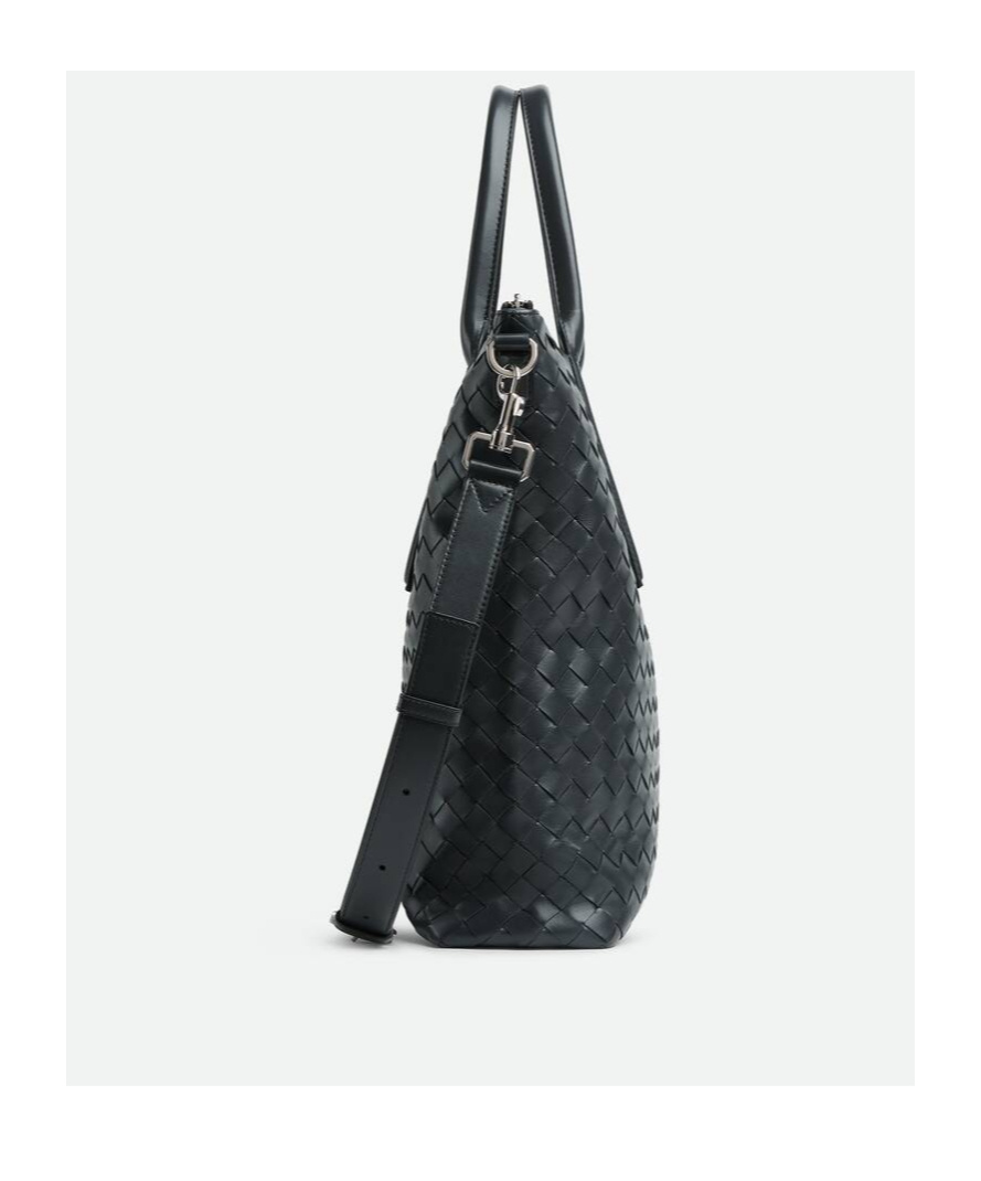 Bottega Veneta Intrecciato Zipped North-south Tote