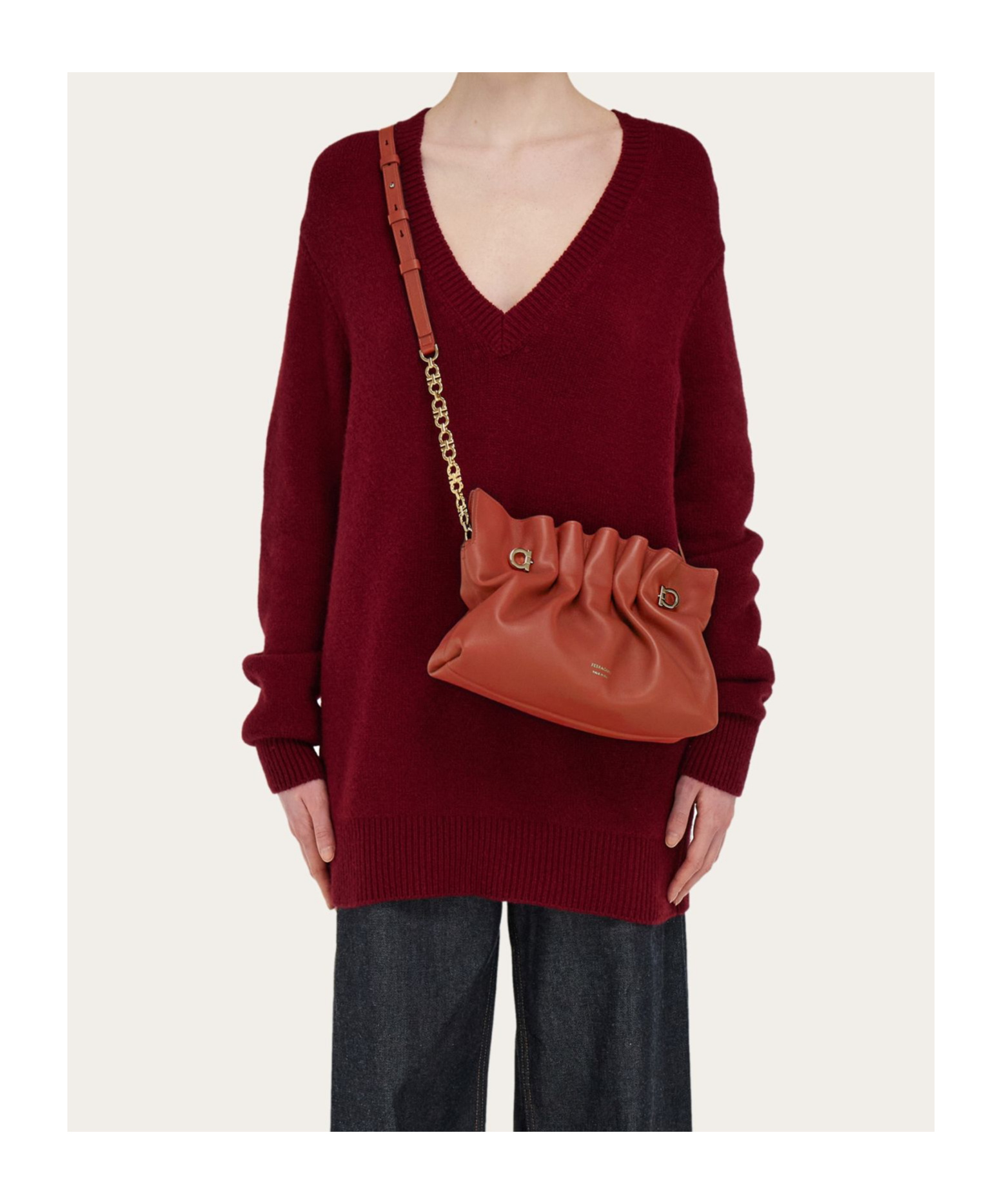 FERRAGAMO SOFT-BAG SMALL SHOULDER BAG