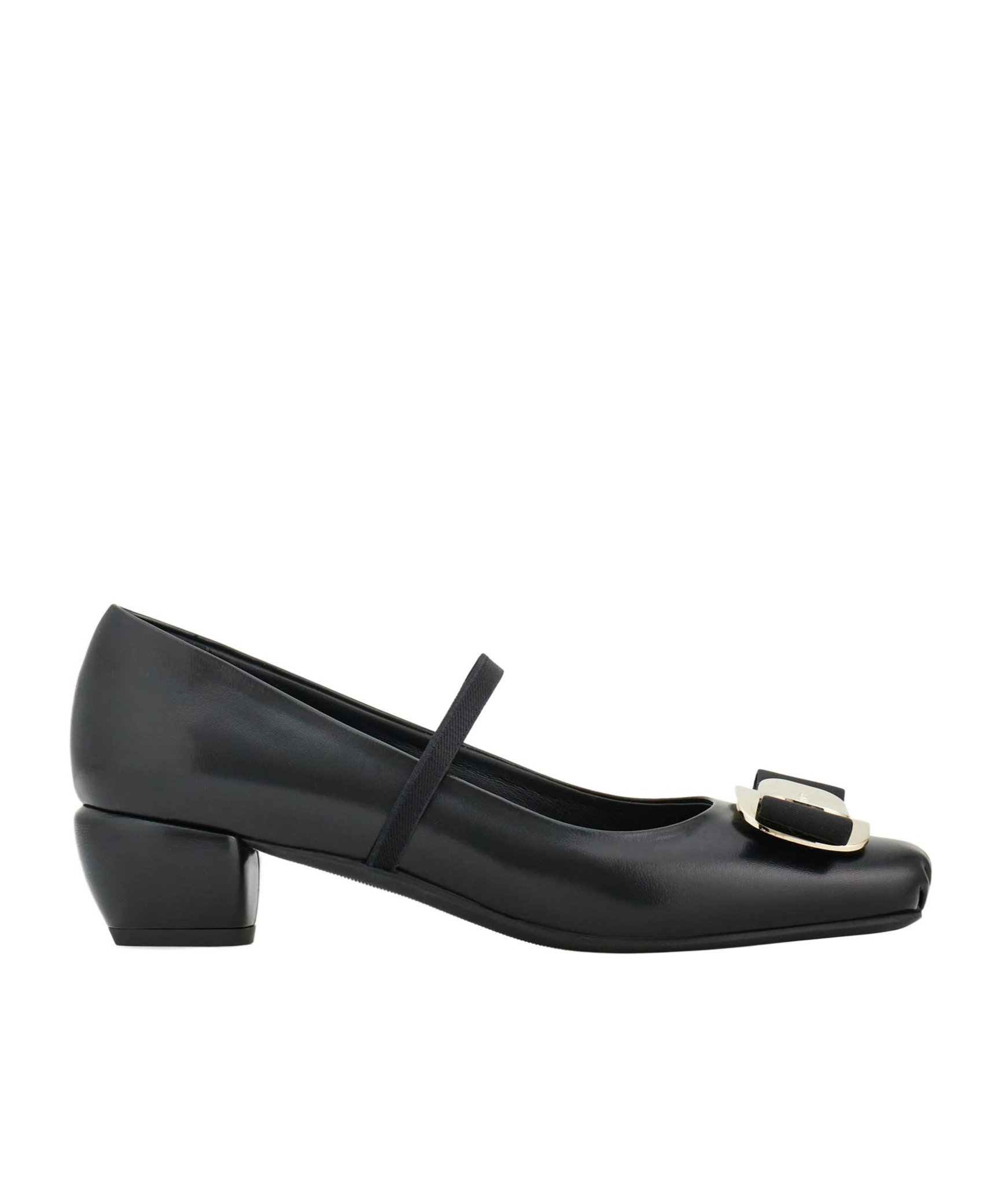 Ferragamo New Vara Plate Pump In Black