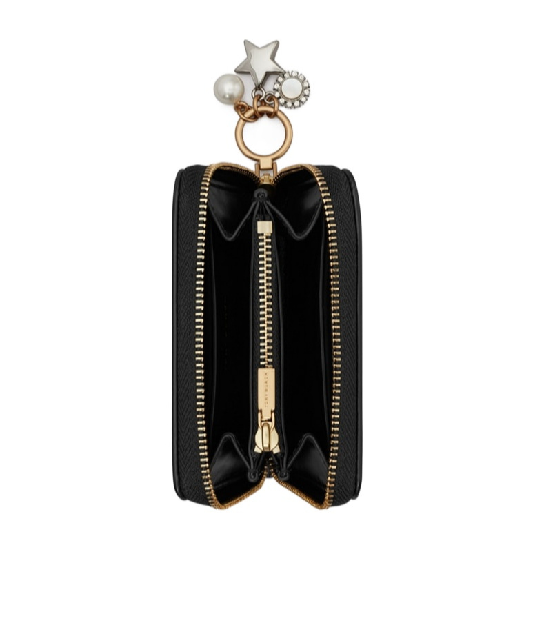 Tory Burch Kira-charm Quilted Wallet In Black