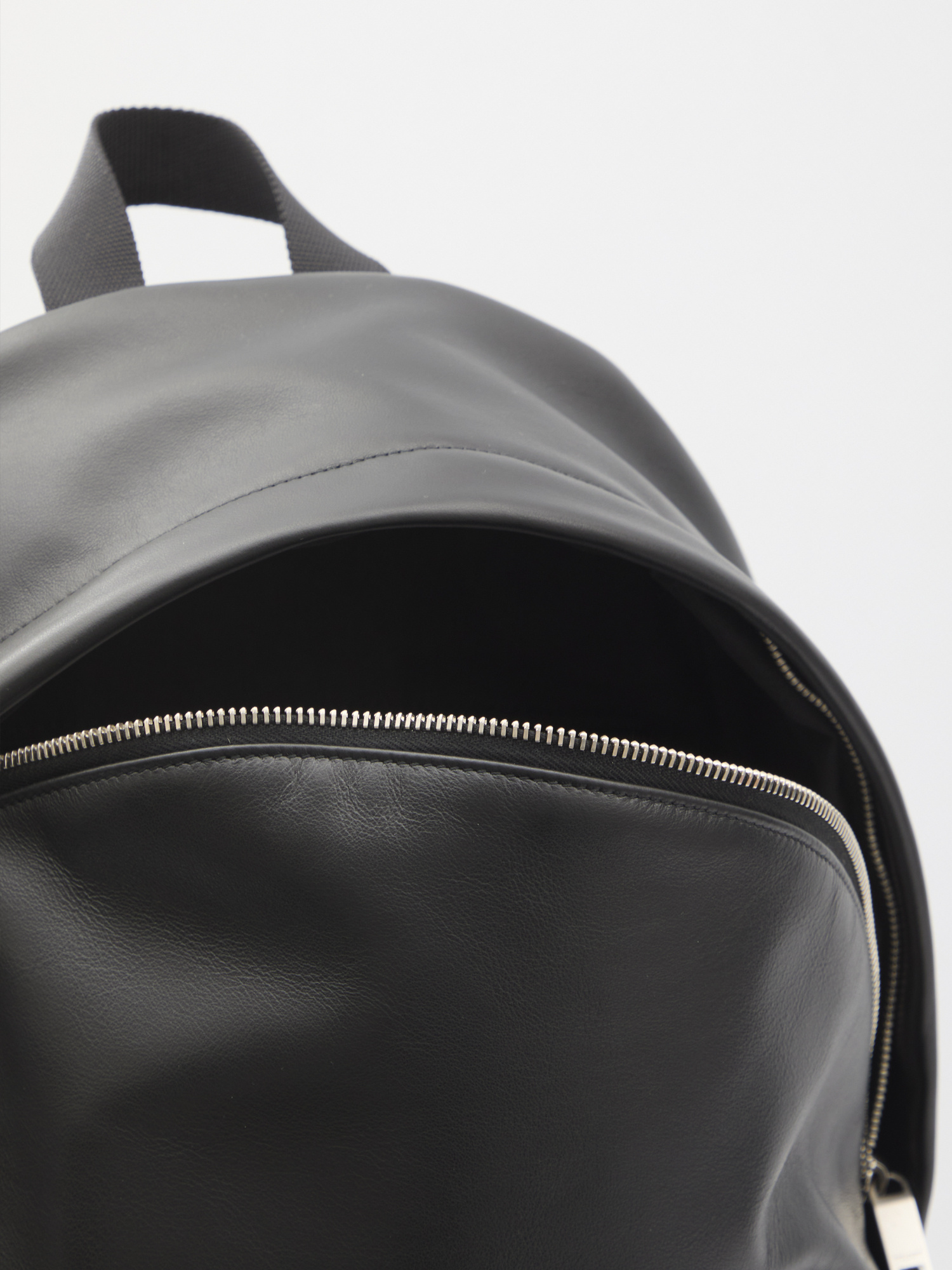 Saint Laurent Zippered Backpack In Black