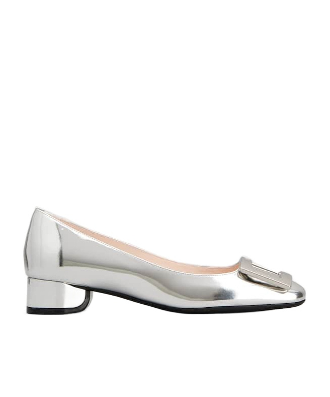 Roger Vivier Leather Ballet Shoes In White